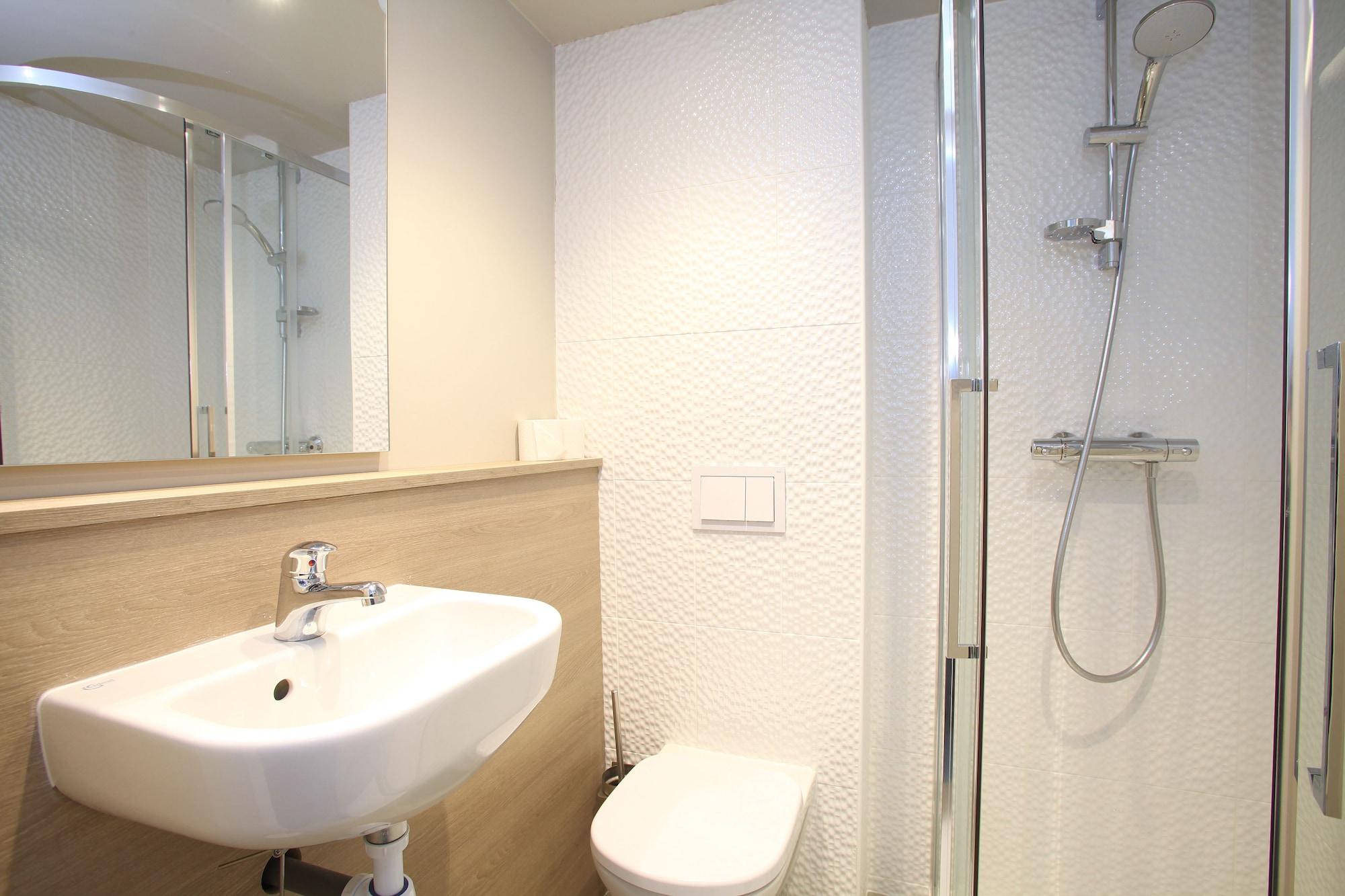 Equipamiento de Habitación Hôtel REVOTEL