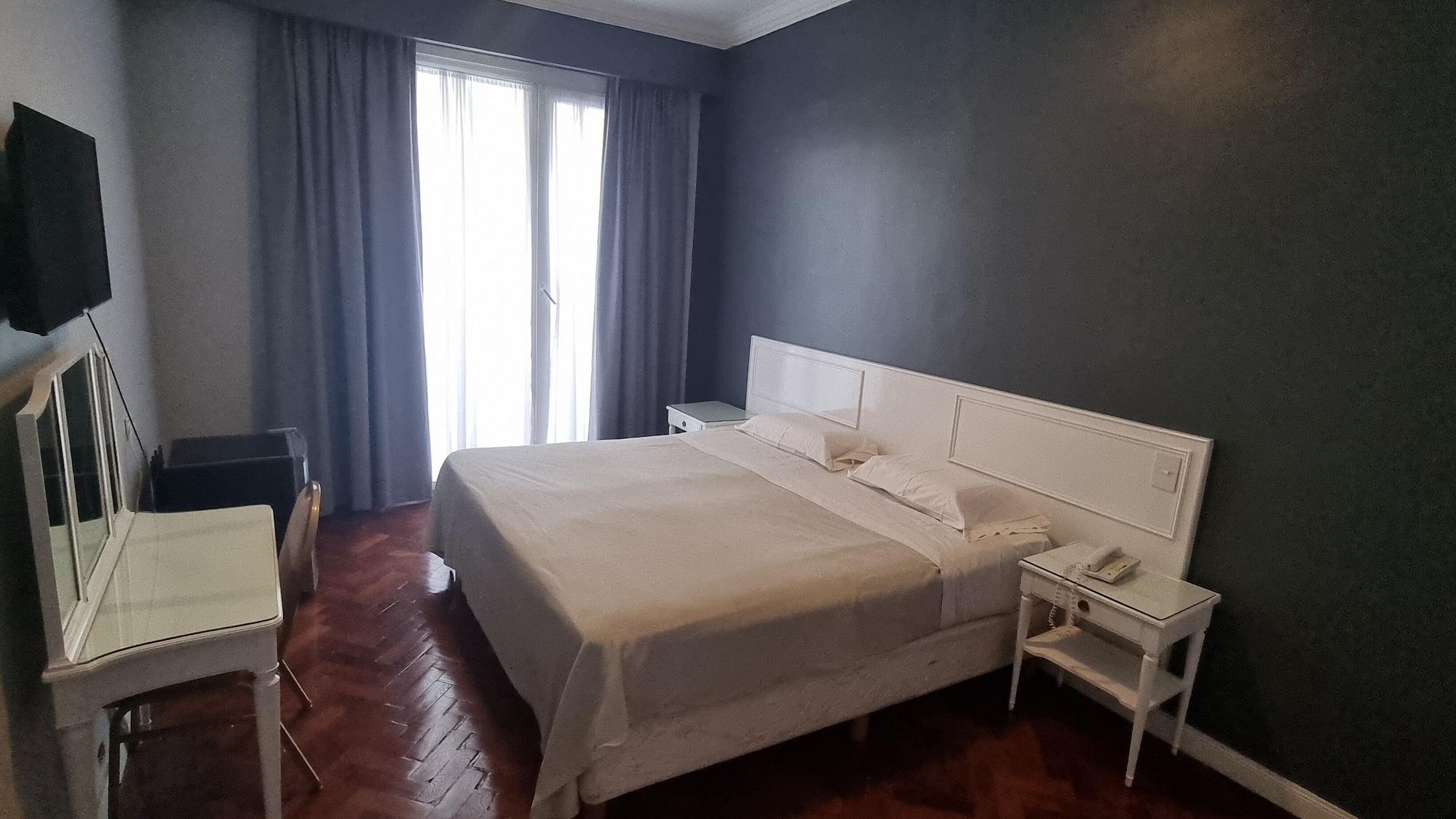 Varios Regis Orho Hotel