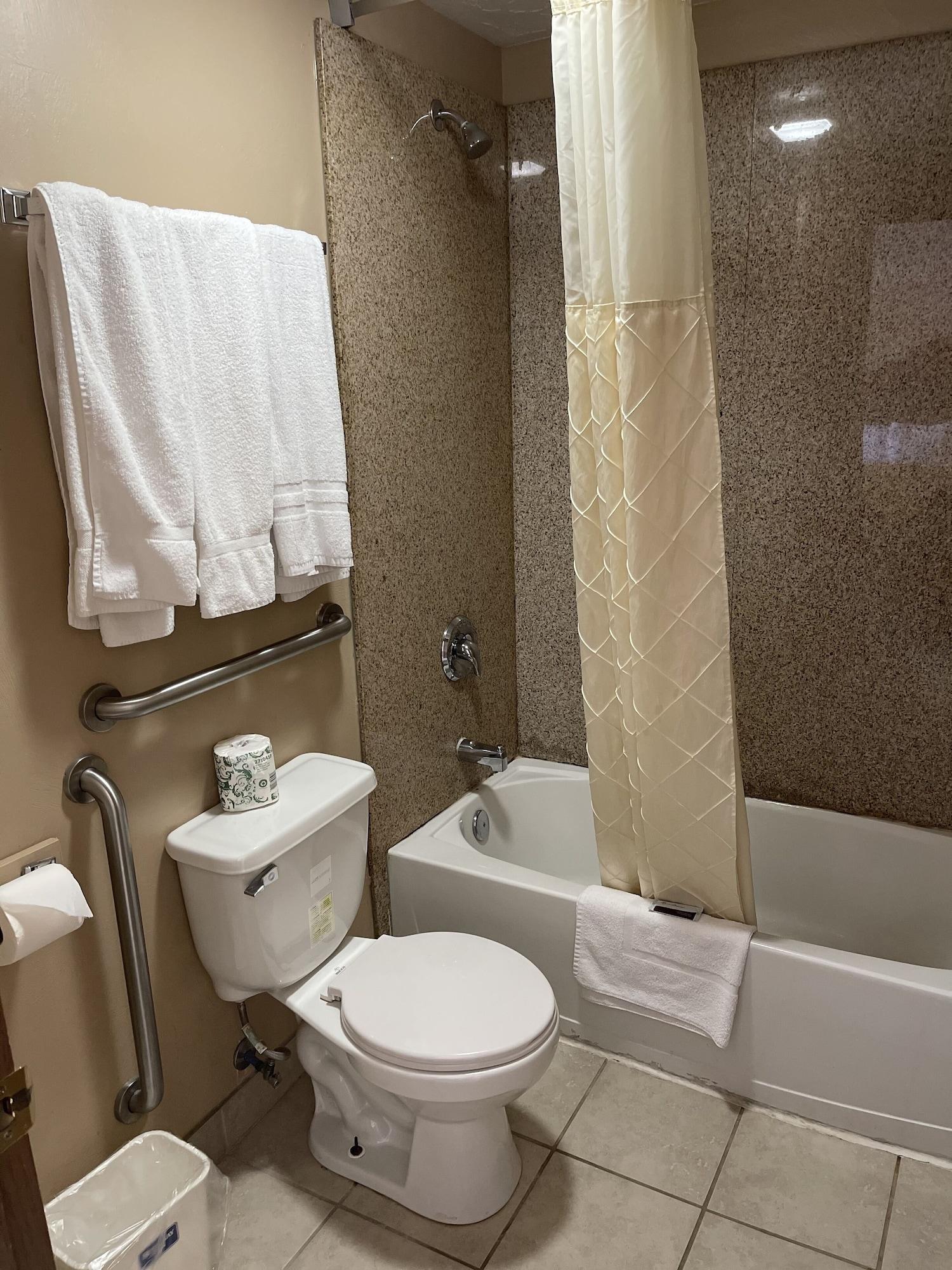 Equipamiento de Habitación Riverton Inn & Suites