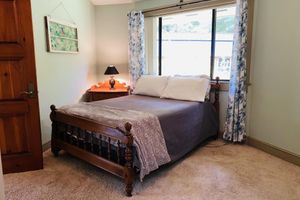 Alquiler Vacacional - **BEAUTIFUL UNIQUELY STYLED HOME WITHIN 5 MINS OF LAKE JAMES!