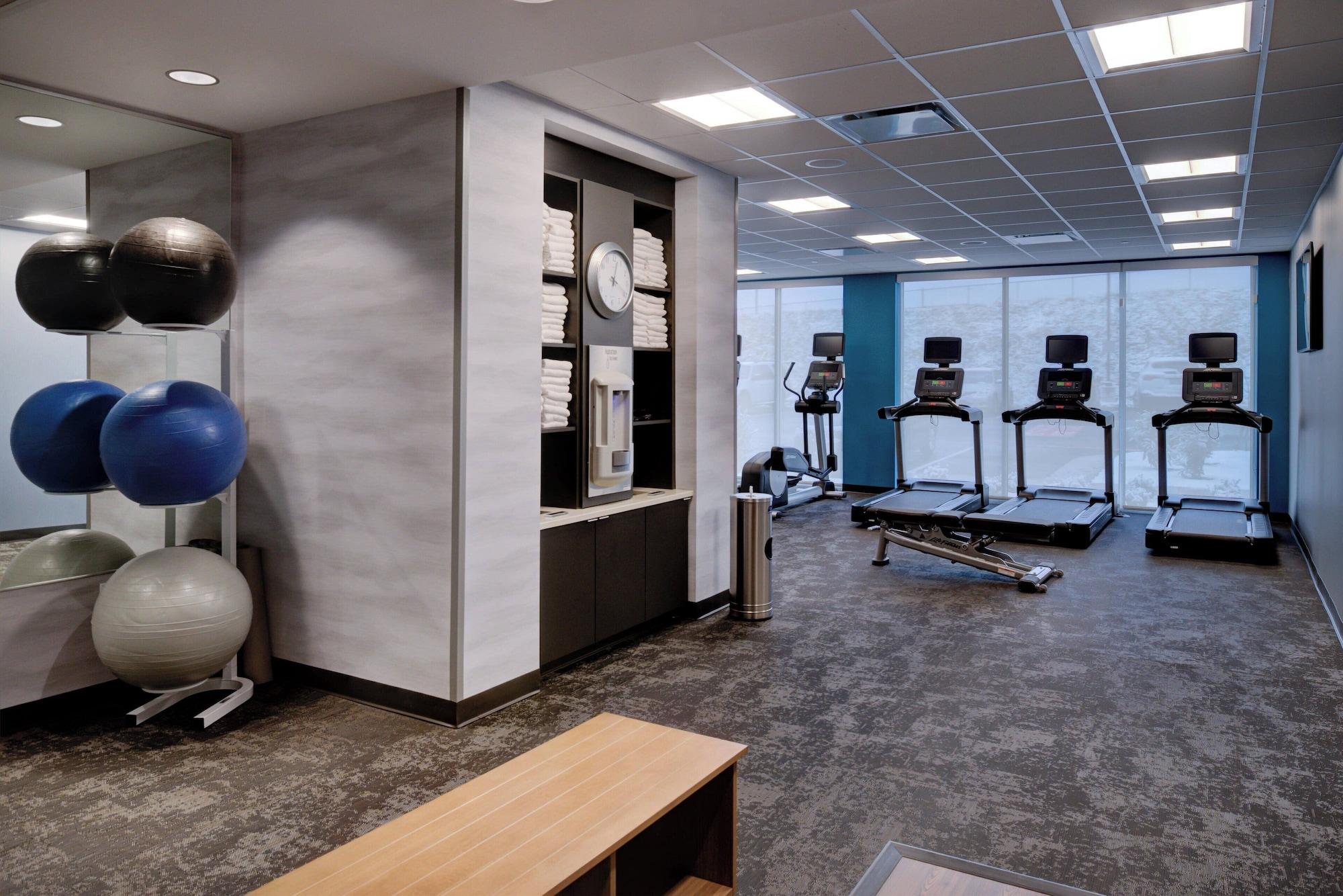 Gimnasio Fairfield Inn & Suites by Marriott Staunton