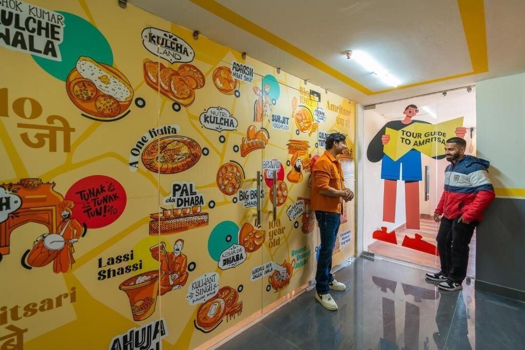 Vista Lobby The Hosteller Amritsar, Near Golden Temple