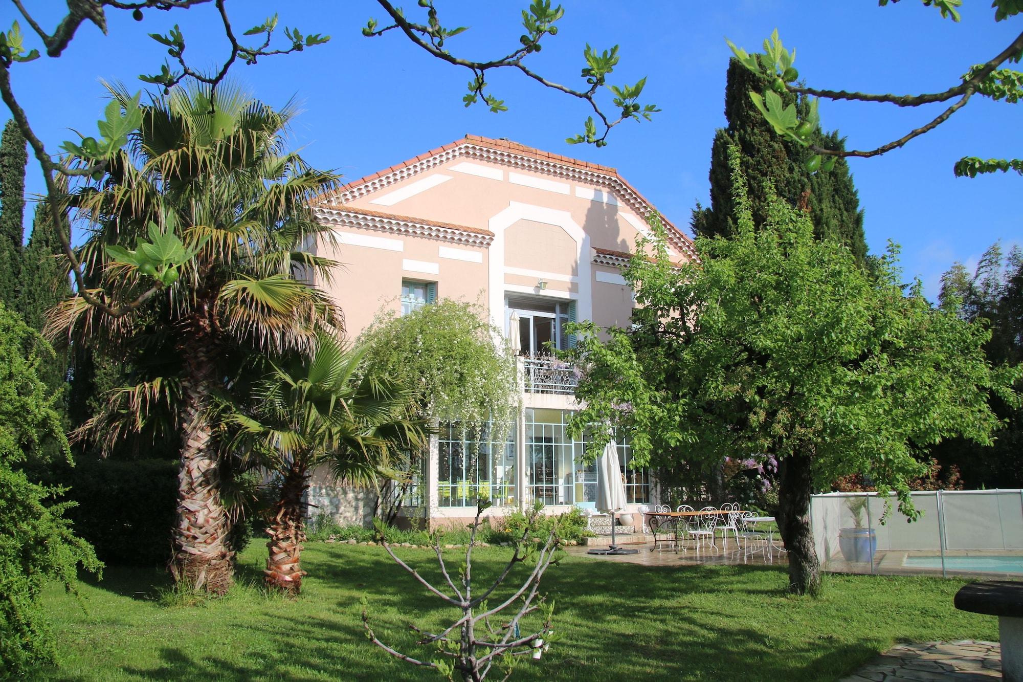 Vista Exterior Villa Hanna chambres et table d'hôtes