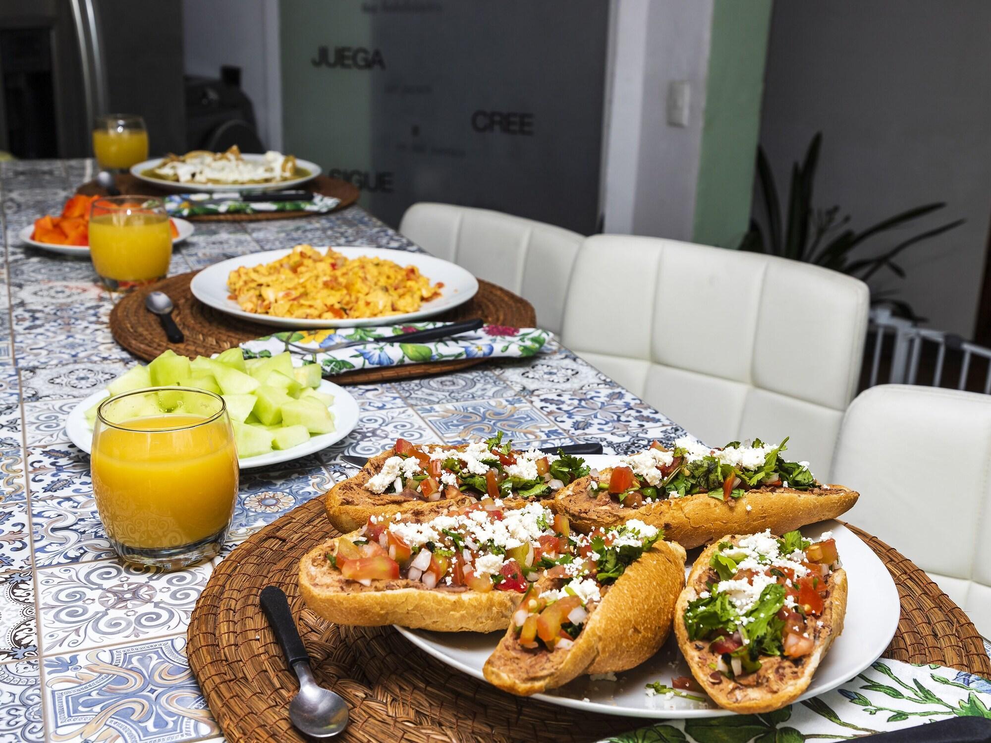 Restaurant CASA ITZAE B&B dog friendly