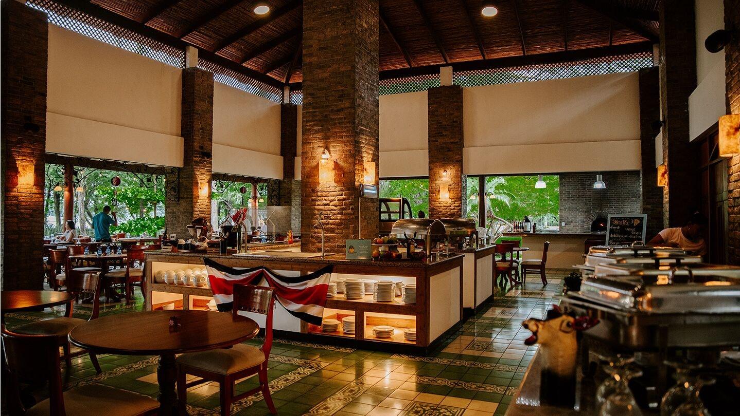 Restaurant CC Beach Front Papagayo All Inclusive