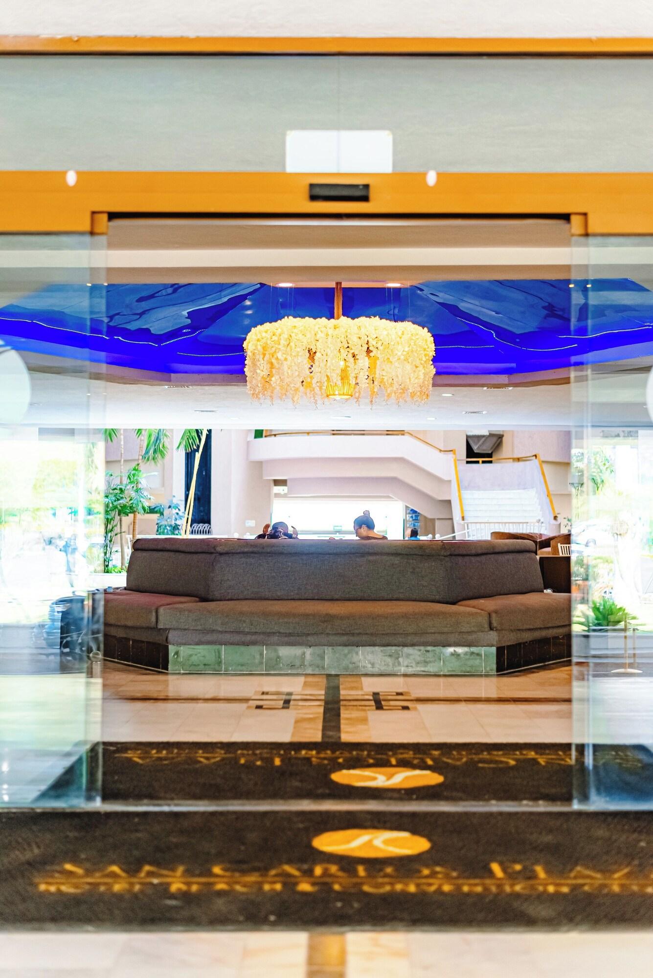 Vista Lobby Hotel San Carlos Plaza