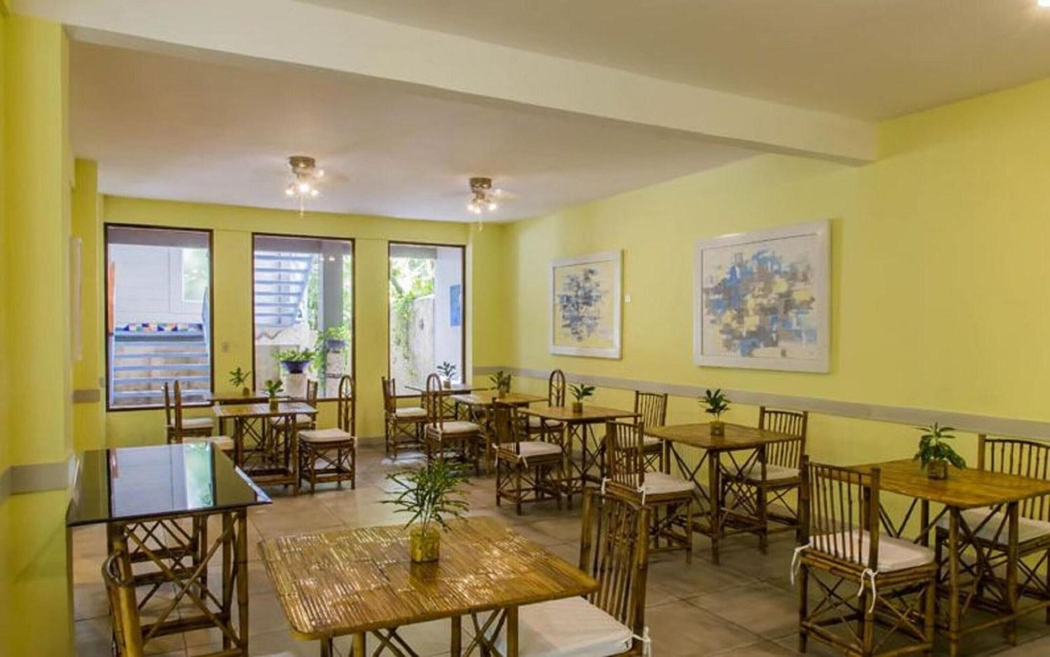 Restaurant Hotel Plaza Yara