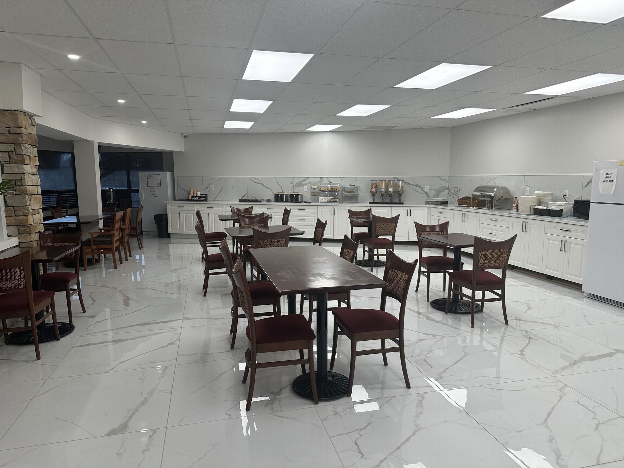 Restaurant River Rapids Inn
