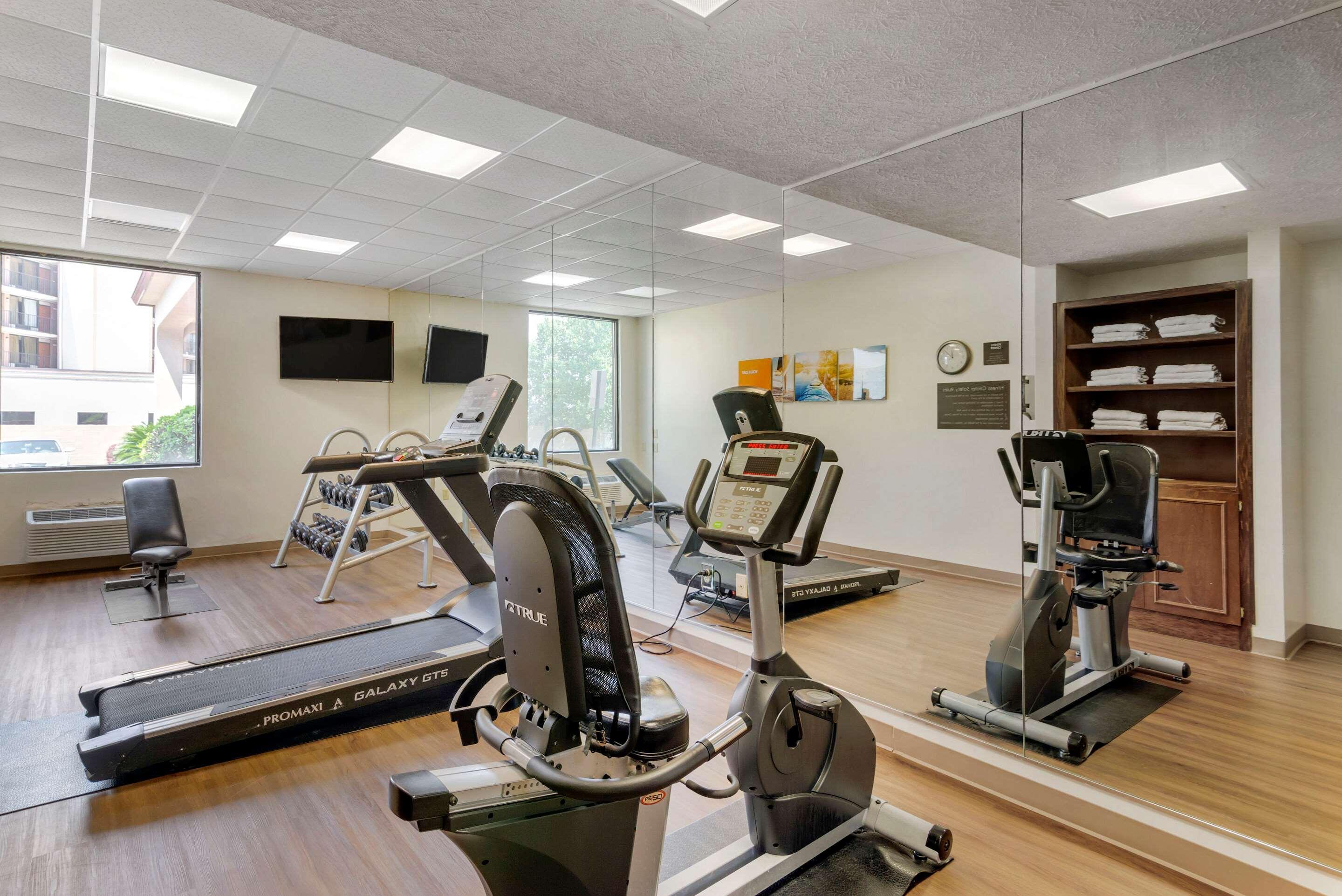 Instalaciones Recreativas Comfort Inn Columbus near Fort Benning