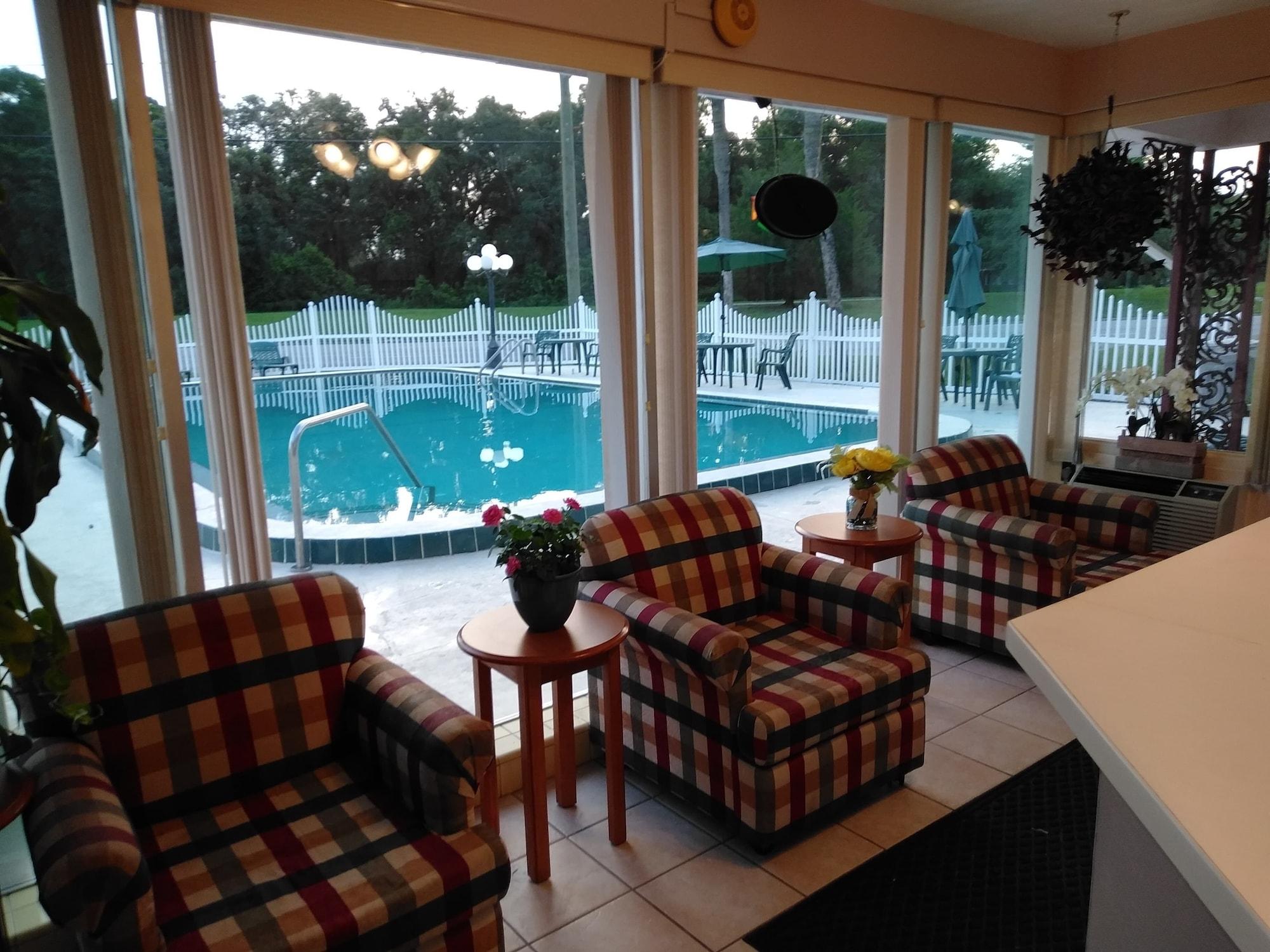 Vista Lobby Carriage Inn Motel