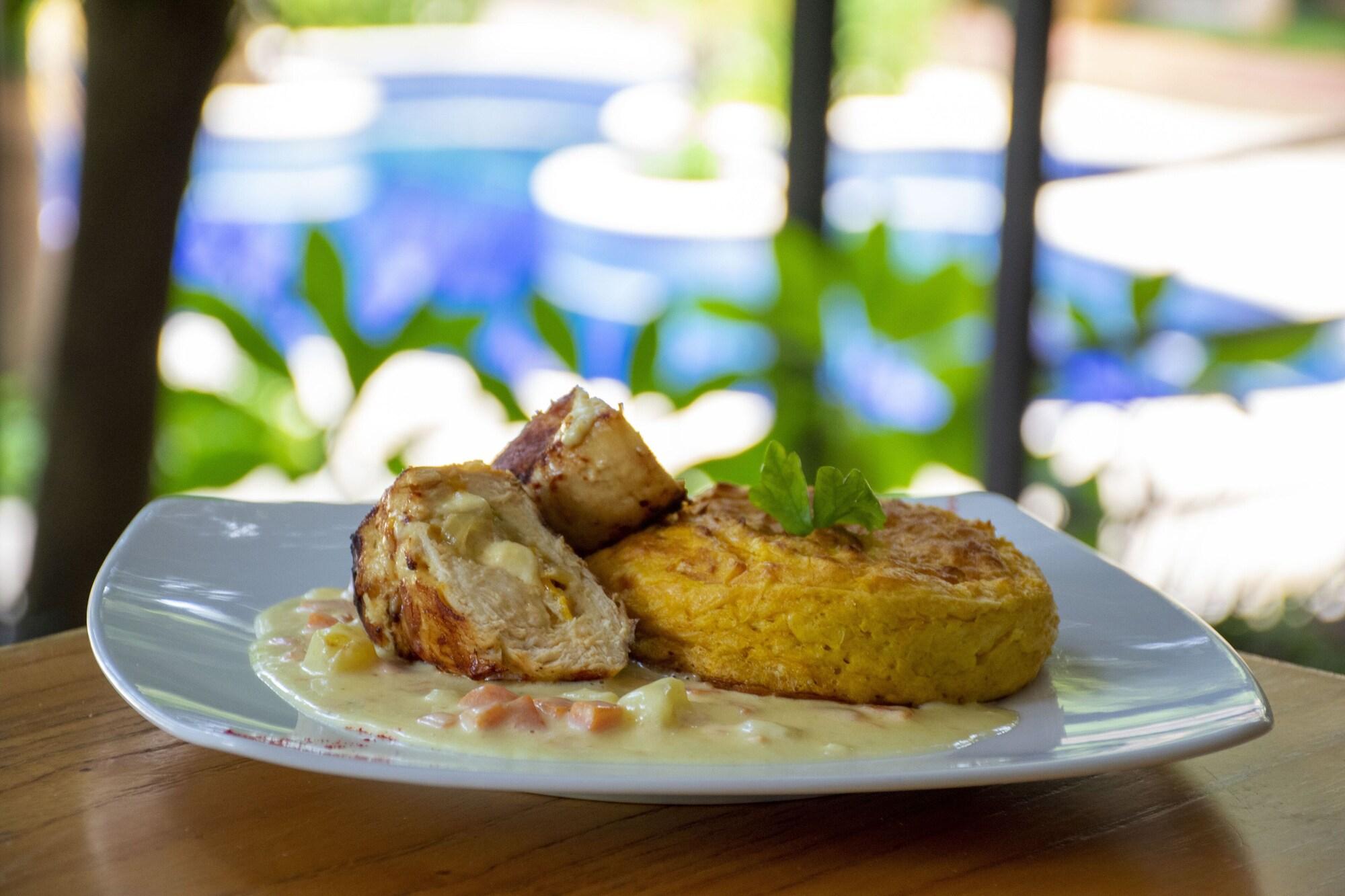 Restaurant Los Lagos Resort Hotel