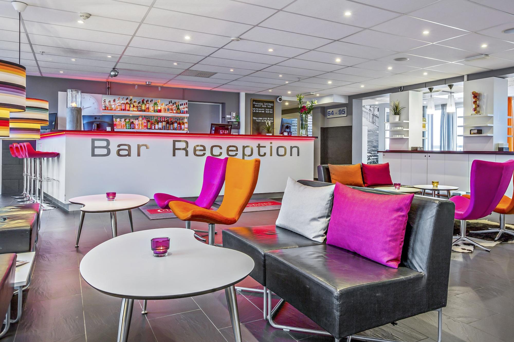 Vista Lobby Sure Hotel by Best Western Stockholm Alvsjo