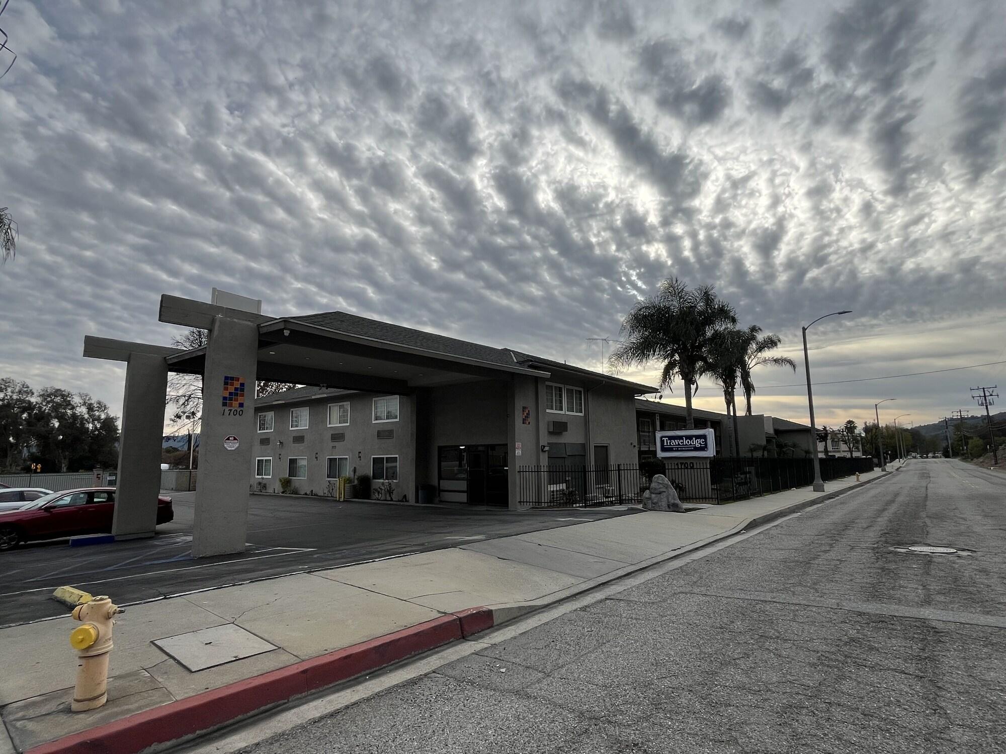 Vista Exterior Travelodge by Wyndham Fairplex Pomona