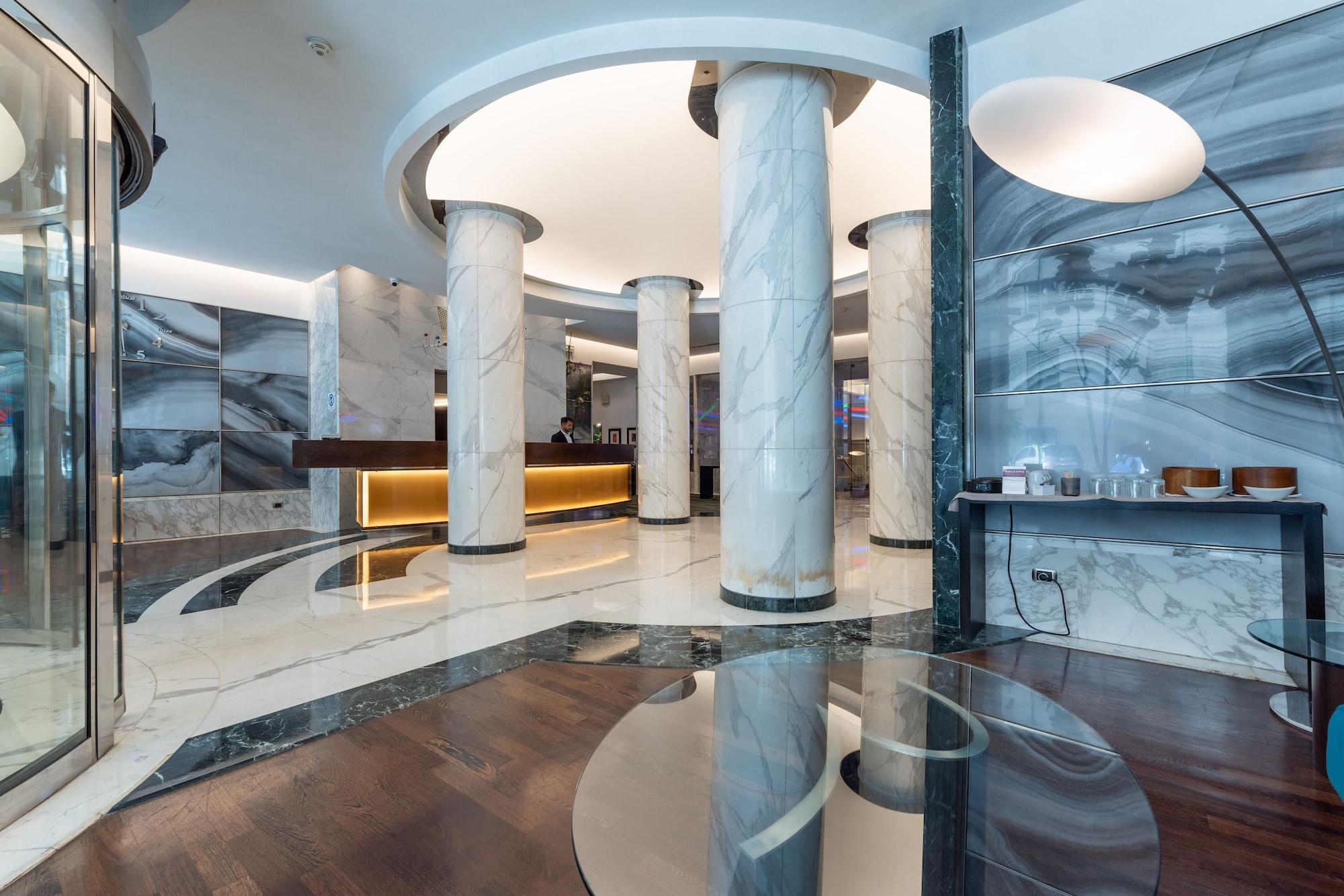 Vista Lobby Best Western Plus Hotel Universo