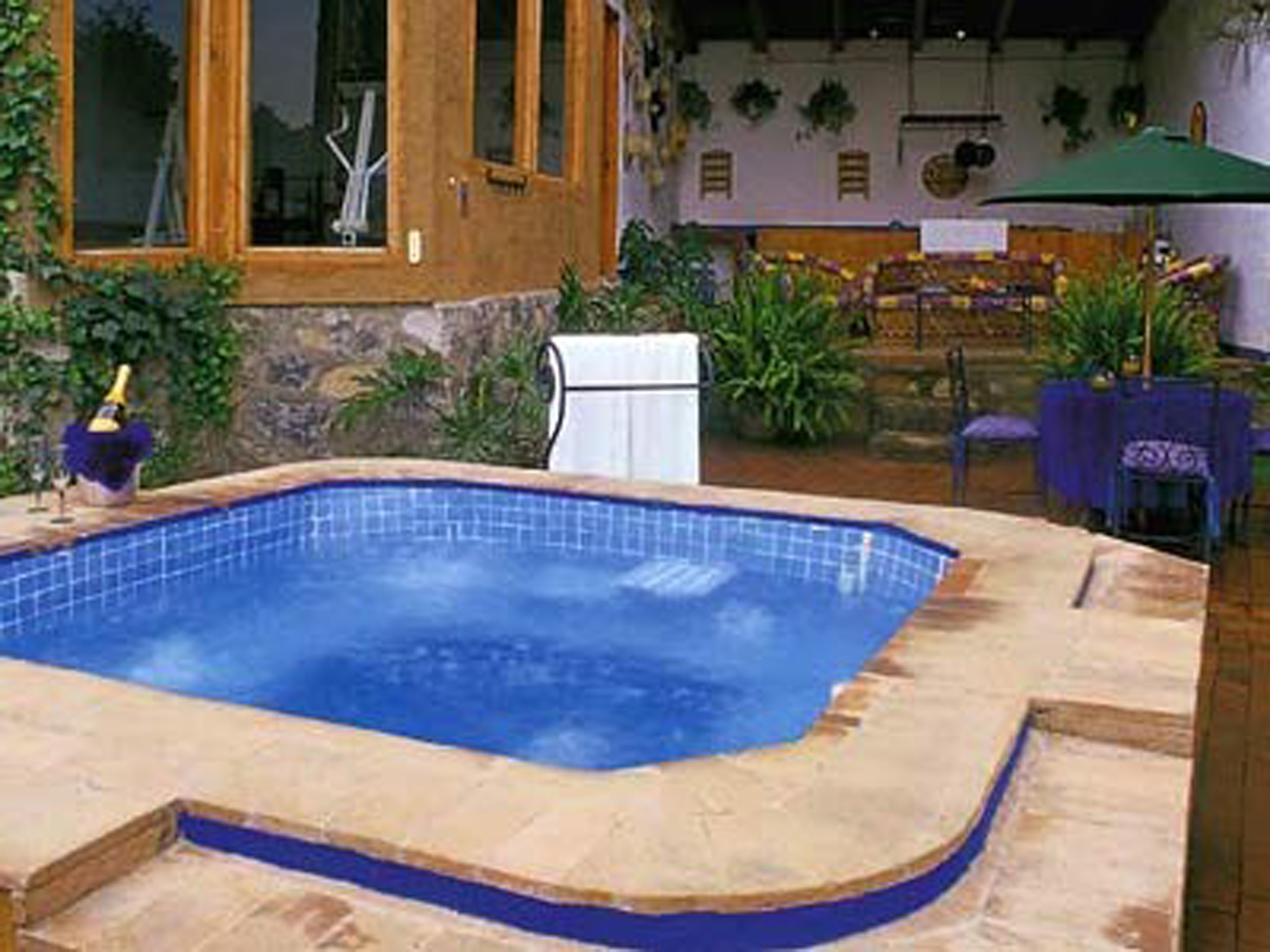 Vista Piscina Hacienda Pátzcuaro