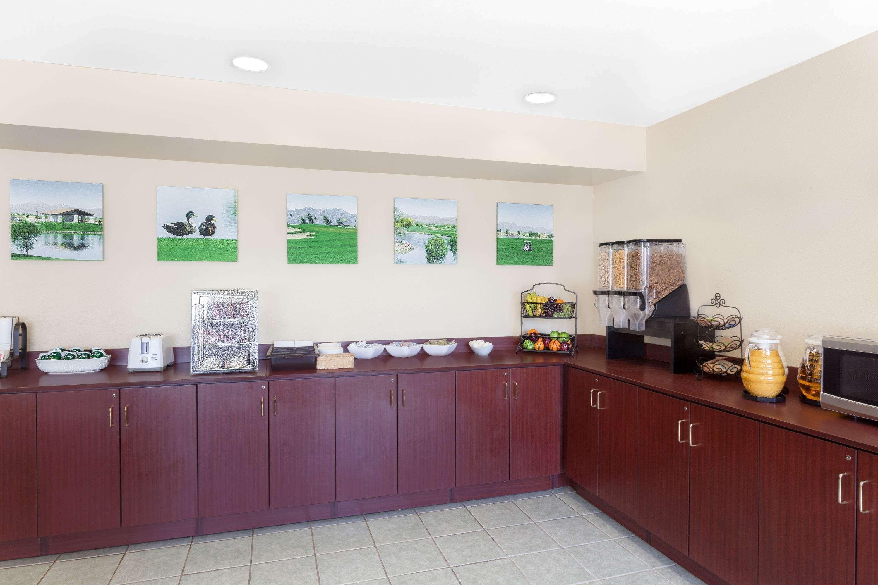 Restaurant Microtel Inn & Suites by Wyndham Wellton