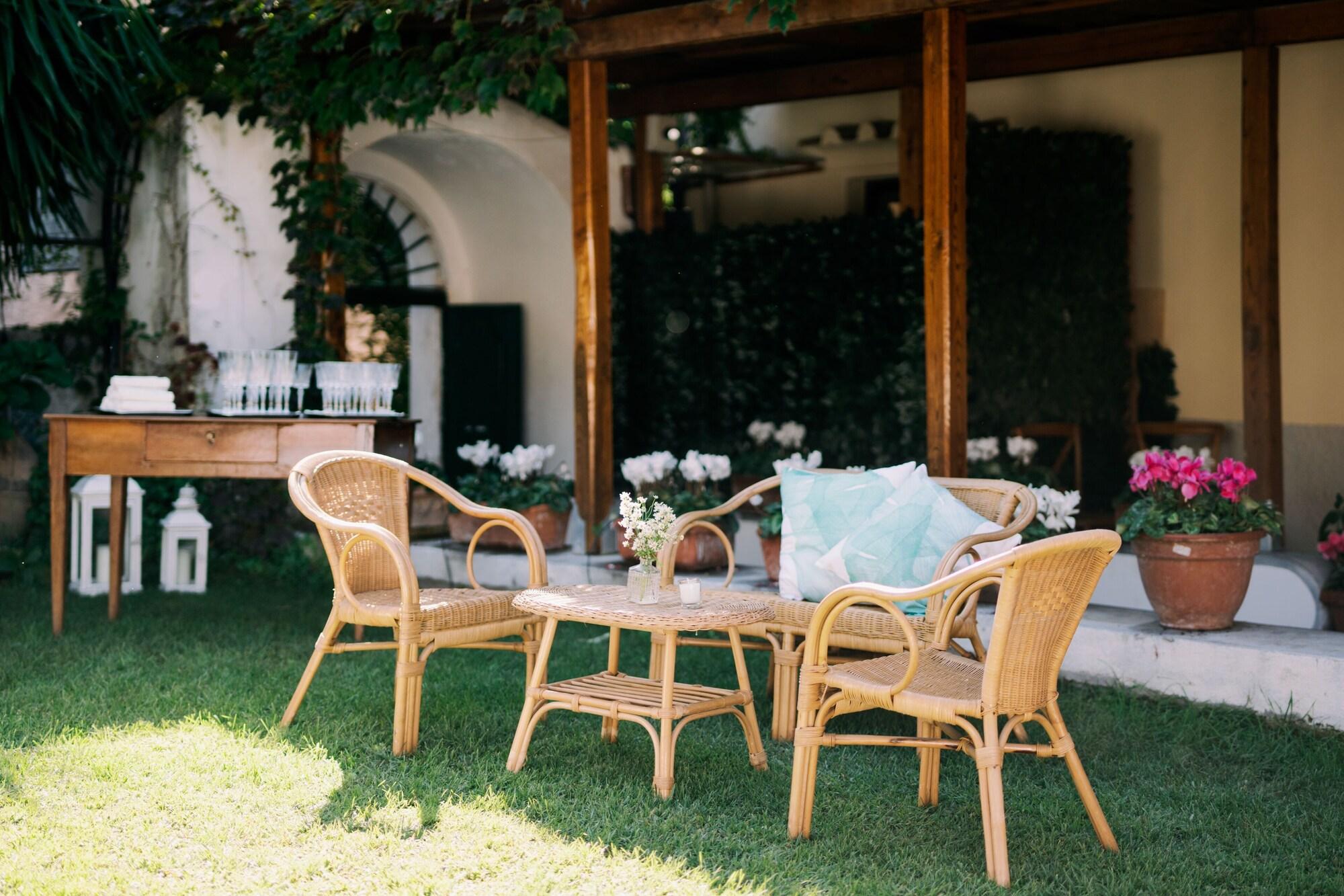 Vista Exterior Giardini Calce Luxury Rooms