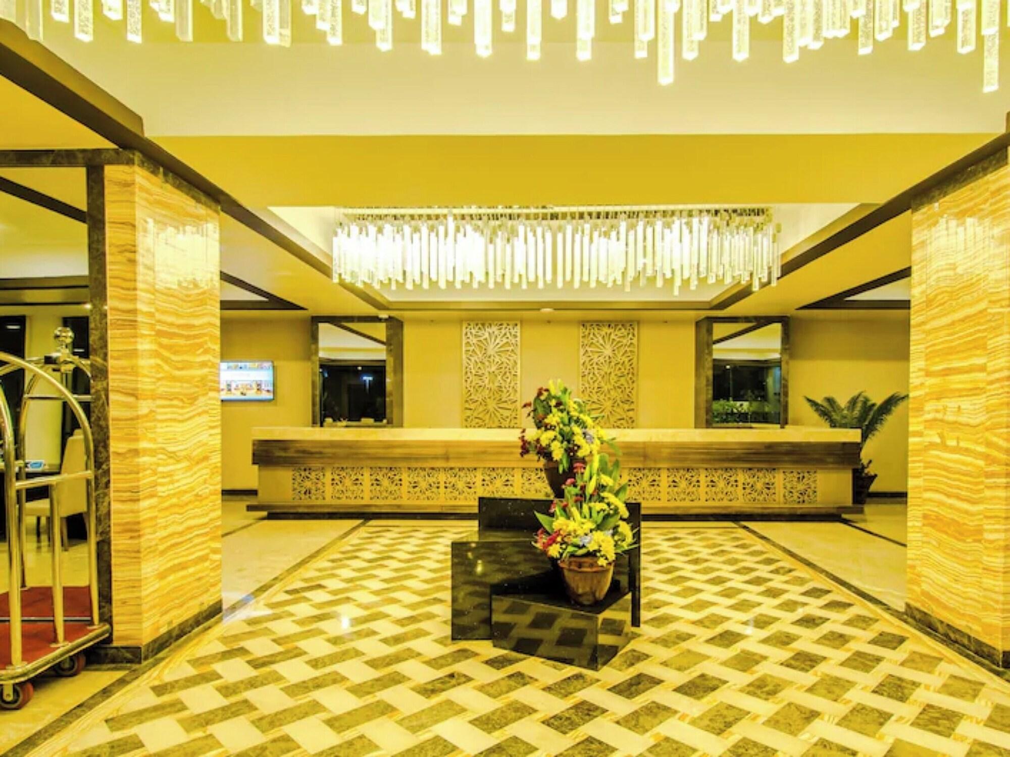 Bar/Salón Prideinn Azure Hotel Nairobi 5