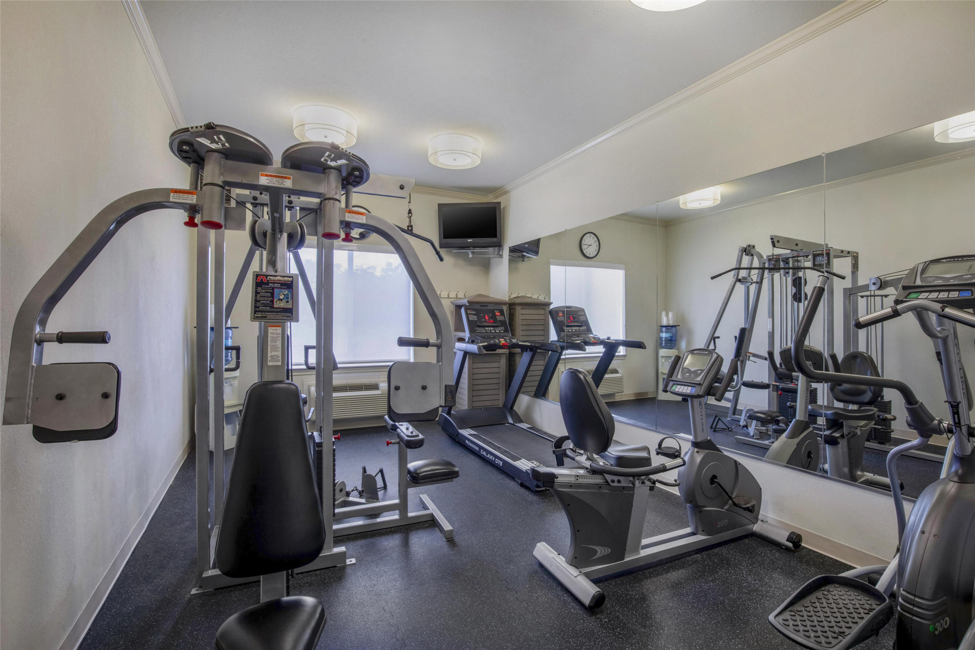 Gimnasio Best Western Limestone Inn & Suites