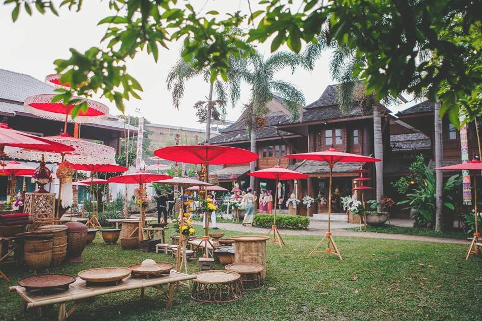 Vista Exterior Ruen Come In