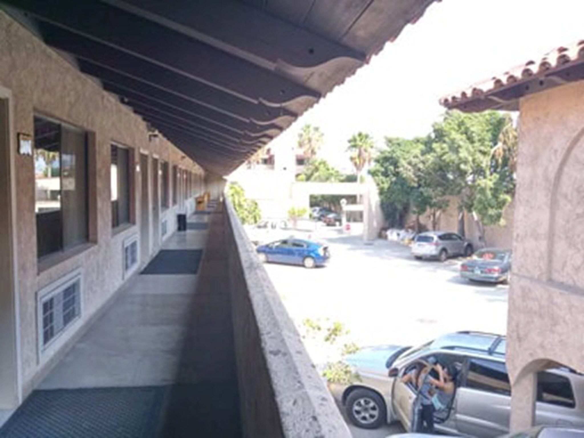 Varios Hotel La Villa de Zaragoza