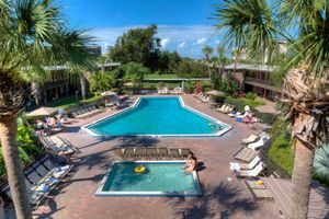 Alojamiento - Rosen Inn International