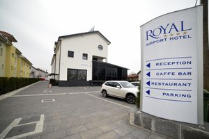 Alojamiento - Royal Airport Hotel