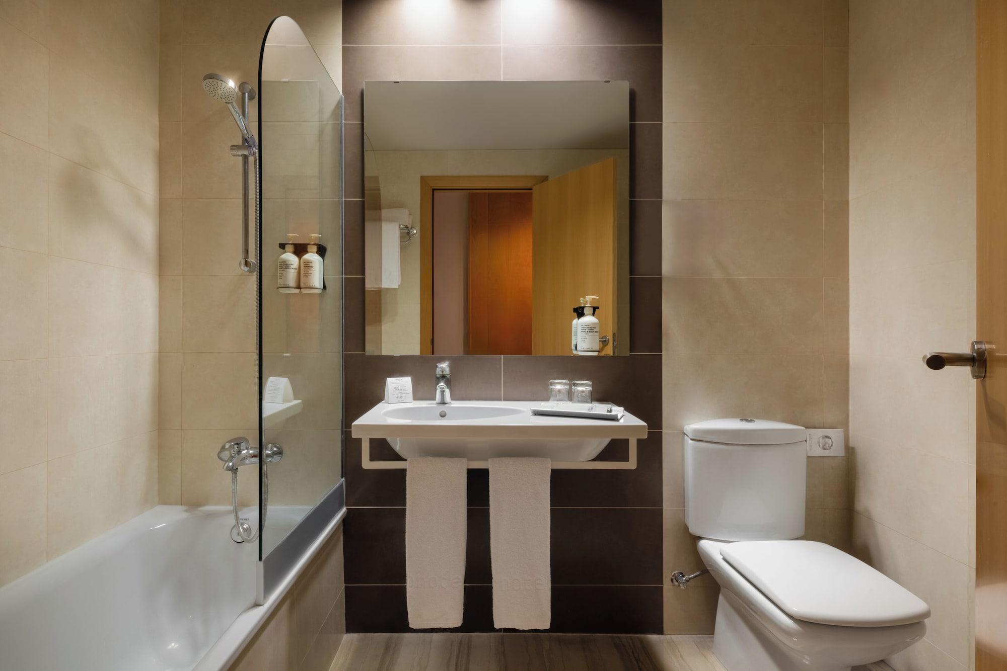 Equipamiento de Habitación Hotel SB Ciutat Tarragona