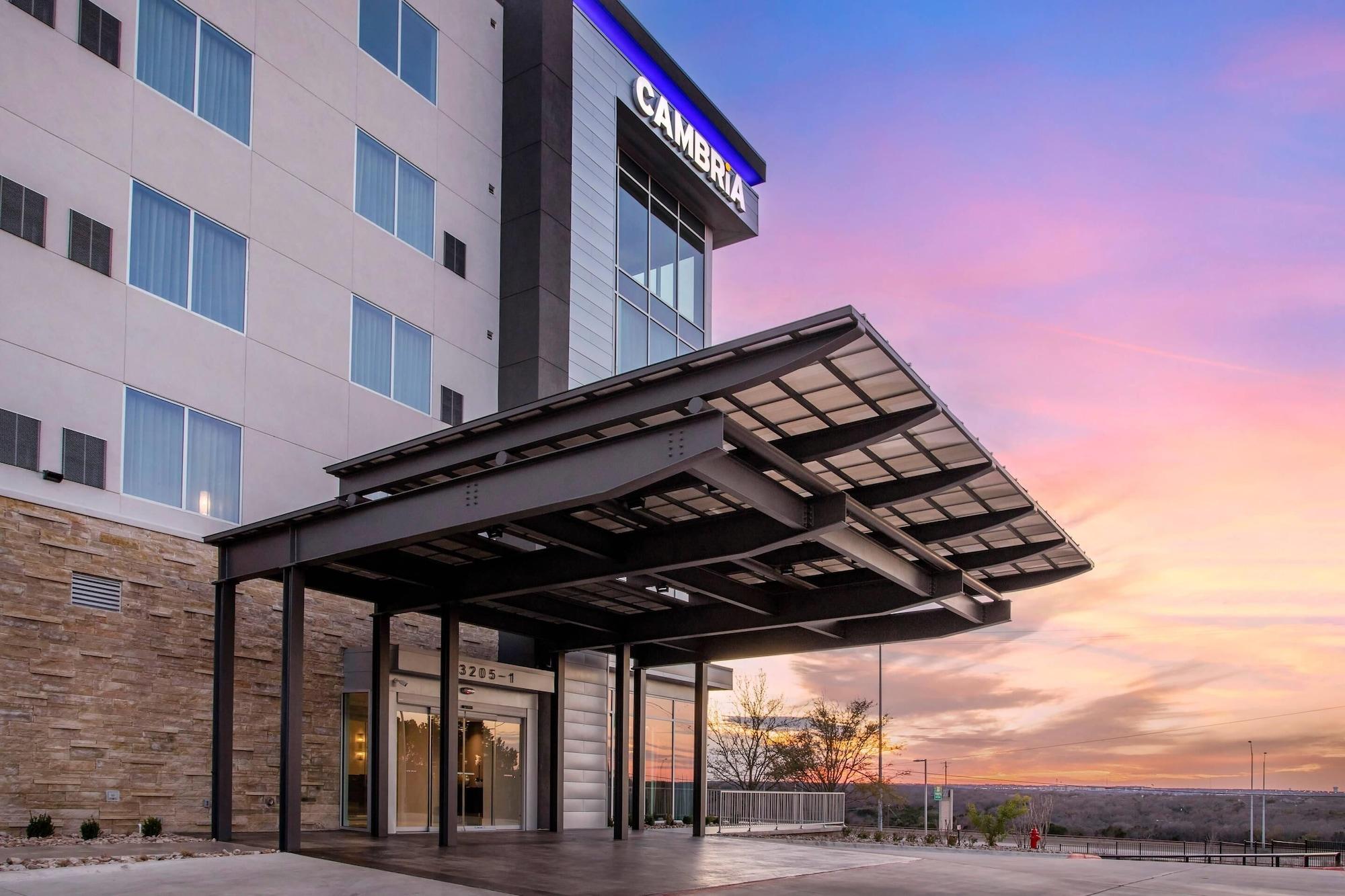 Vista Exterior Cambria Hotel Austin Uptown Near The Domain