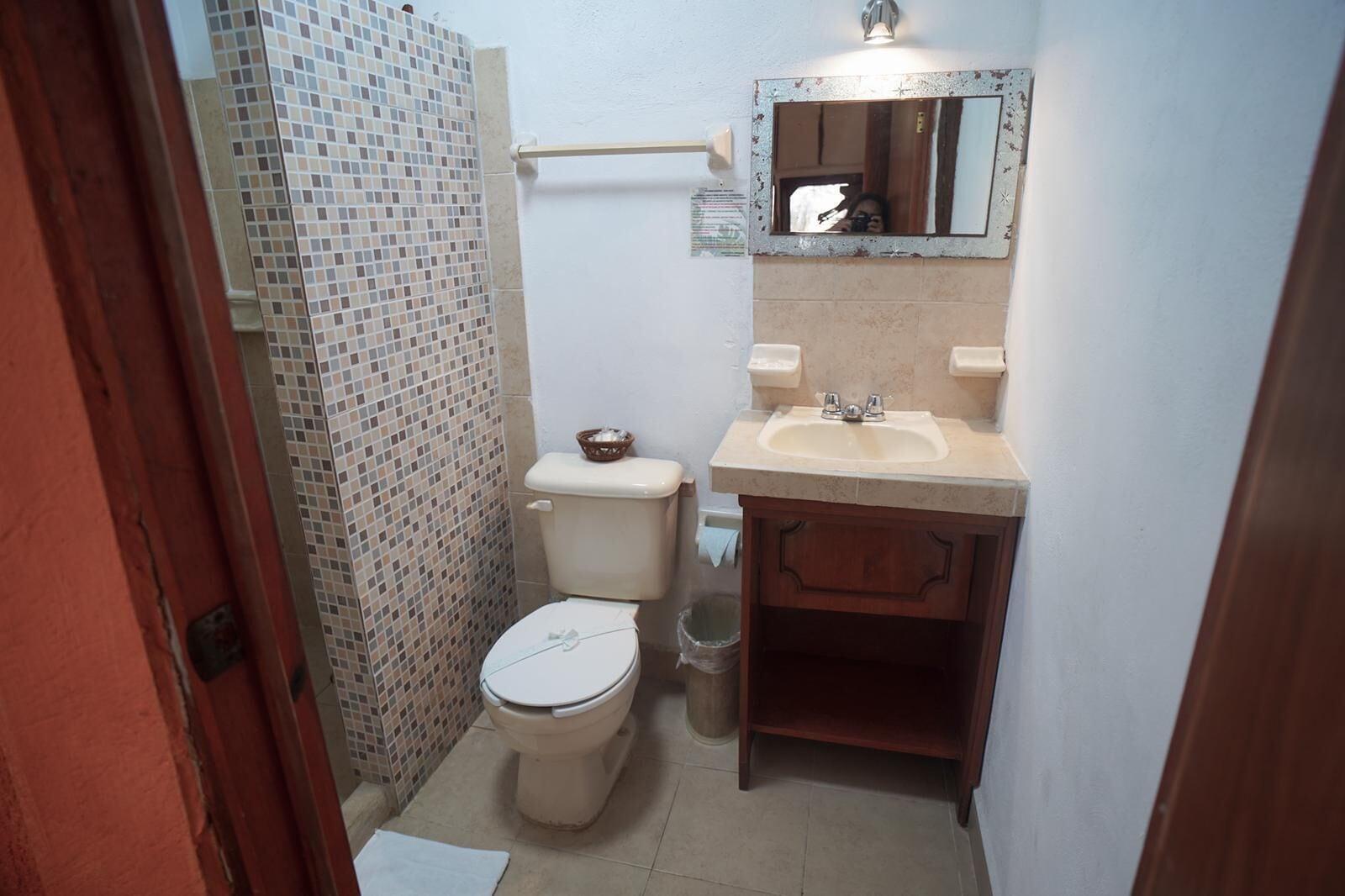 Equipamiento de Habitación Golden Paradise Hostel