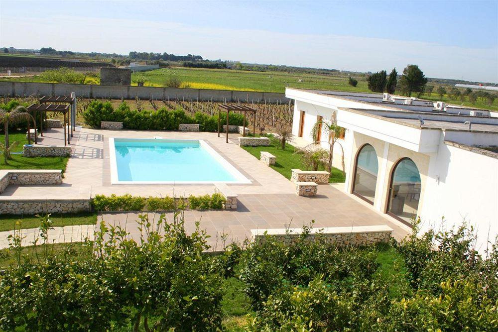 Vista Piscina Tenuta San Nicola