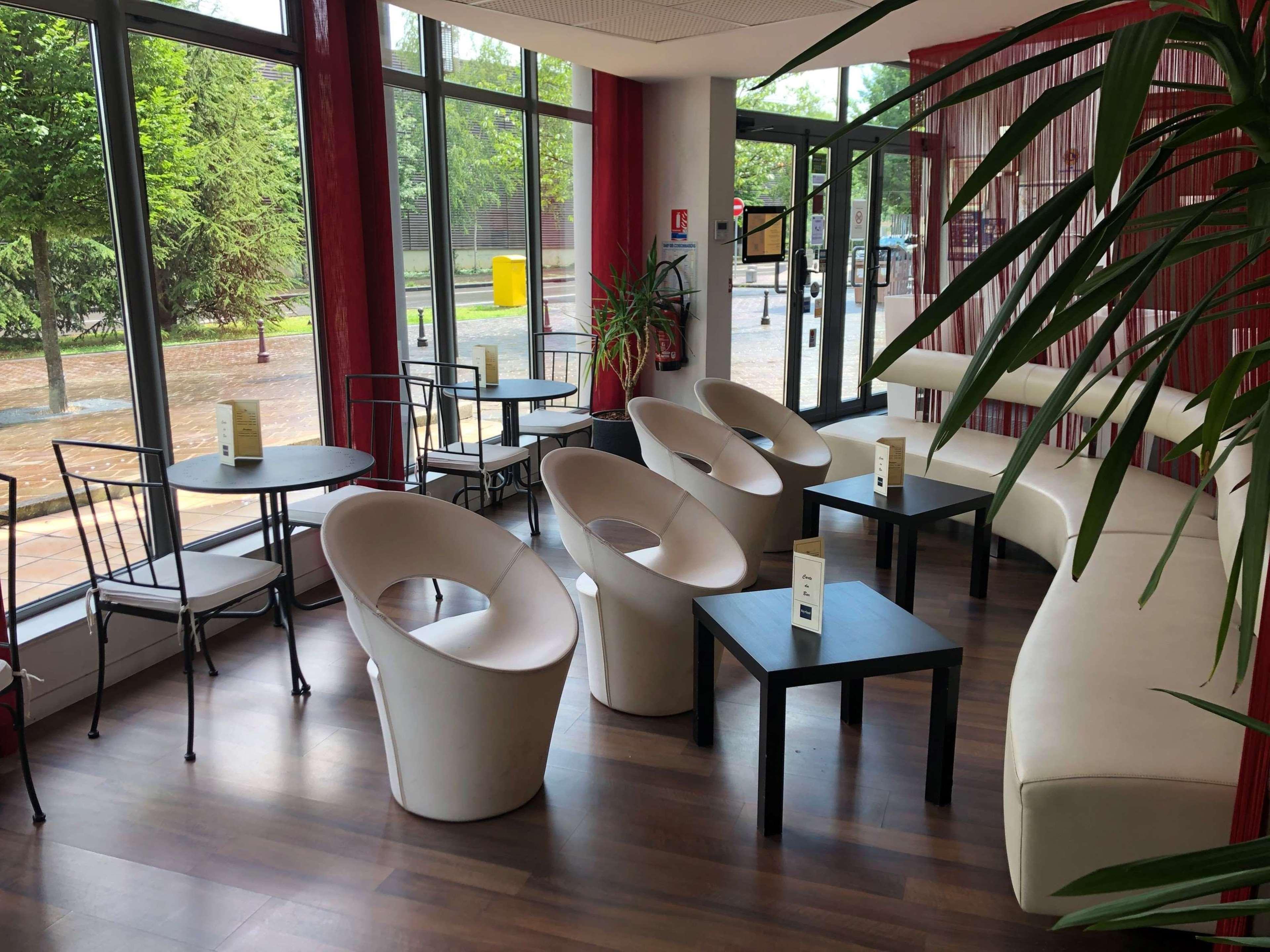 Vista Lobby Kyriad Charleville Mezieres