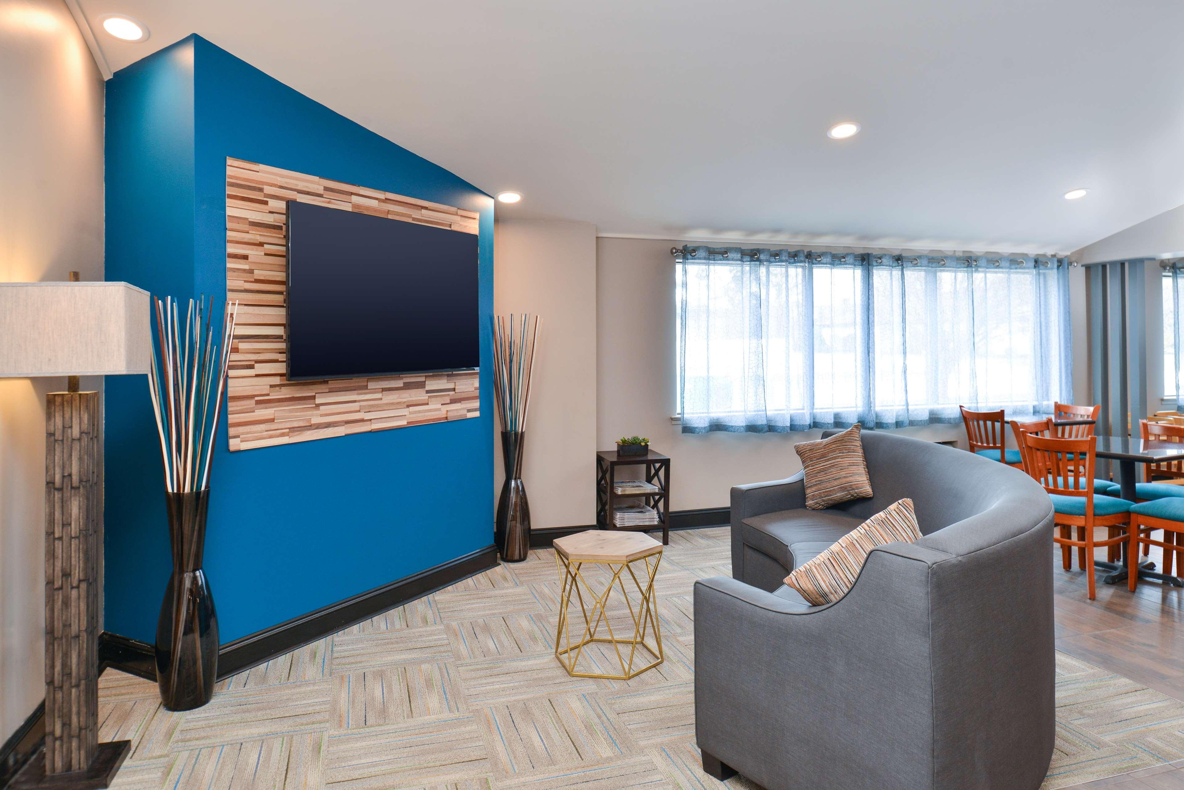 Vista Lobby Best Western Westgate Inn