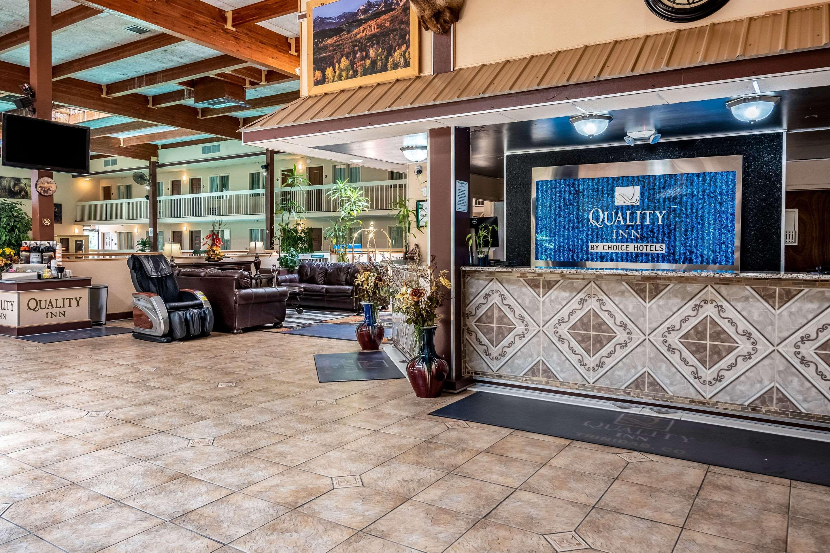 Vista Lobby Quality Inn Trinidad