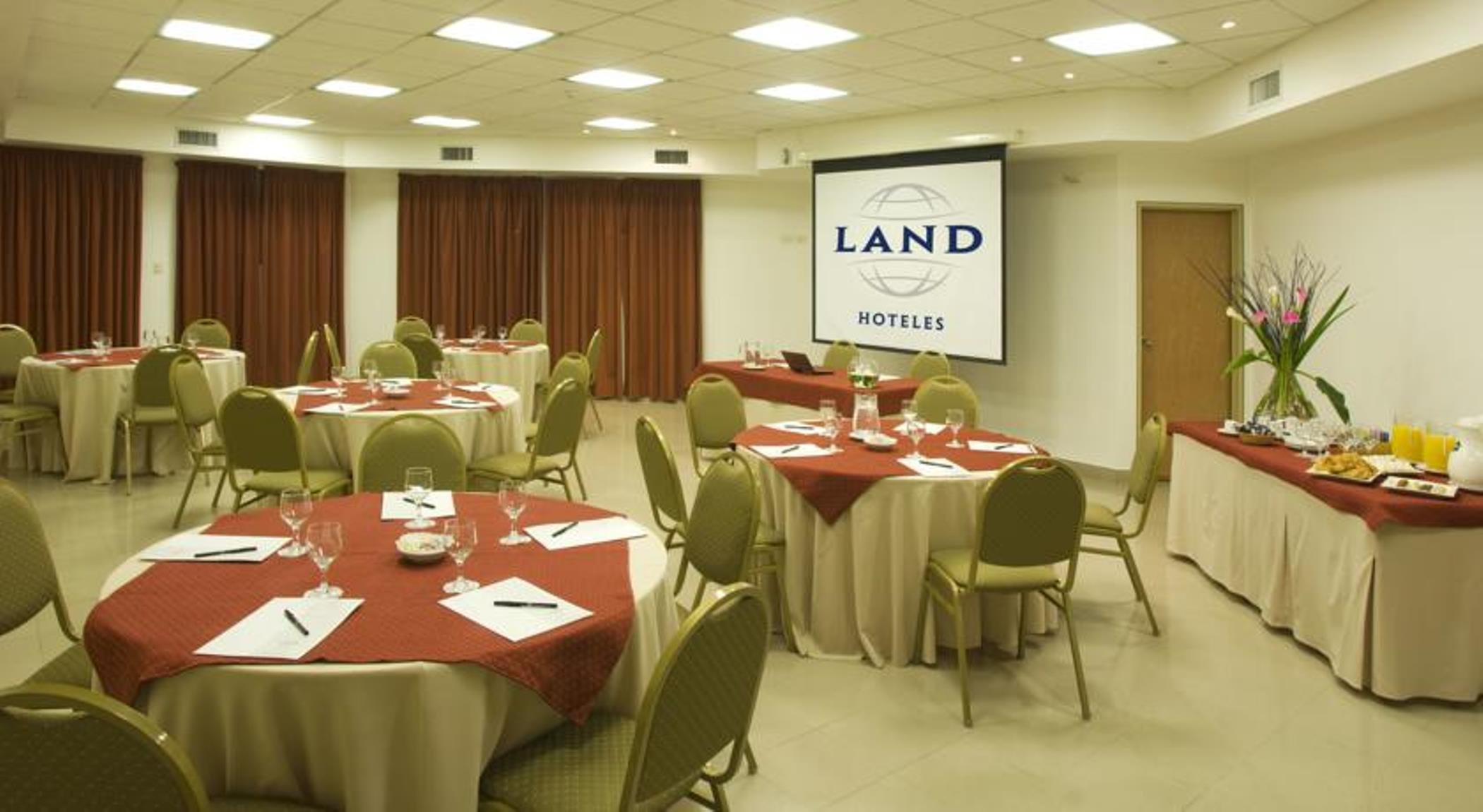 Sala de Reuniones Hotel Land Express Neuquén