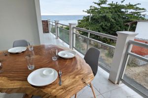 Alojamiento - Hotel Cali en Montaniita