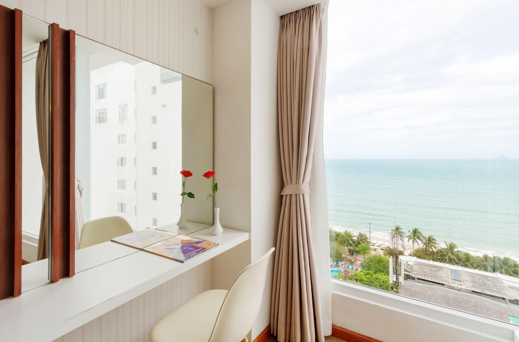 Playa Paris Nha Trang Hotel & Apartment