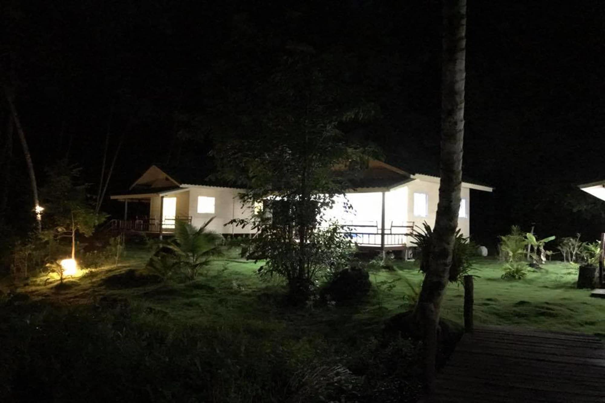 Vista Exterior Baan Phuean Koh Kood