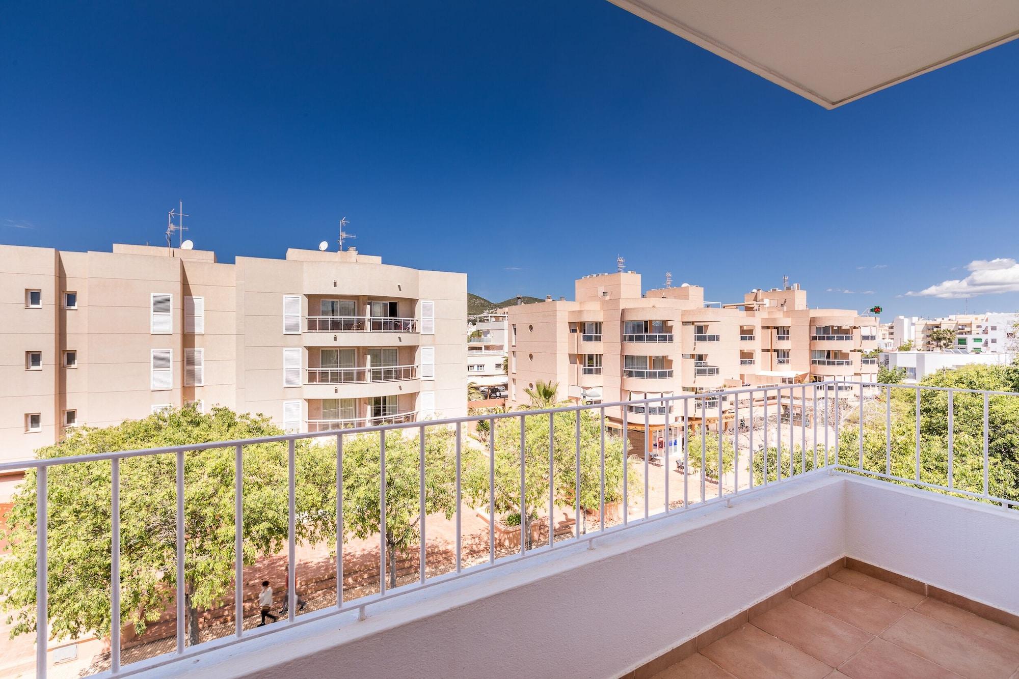 Vista Exterior Apartamentos Avenida - MC Apartamentos Ibiza