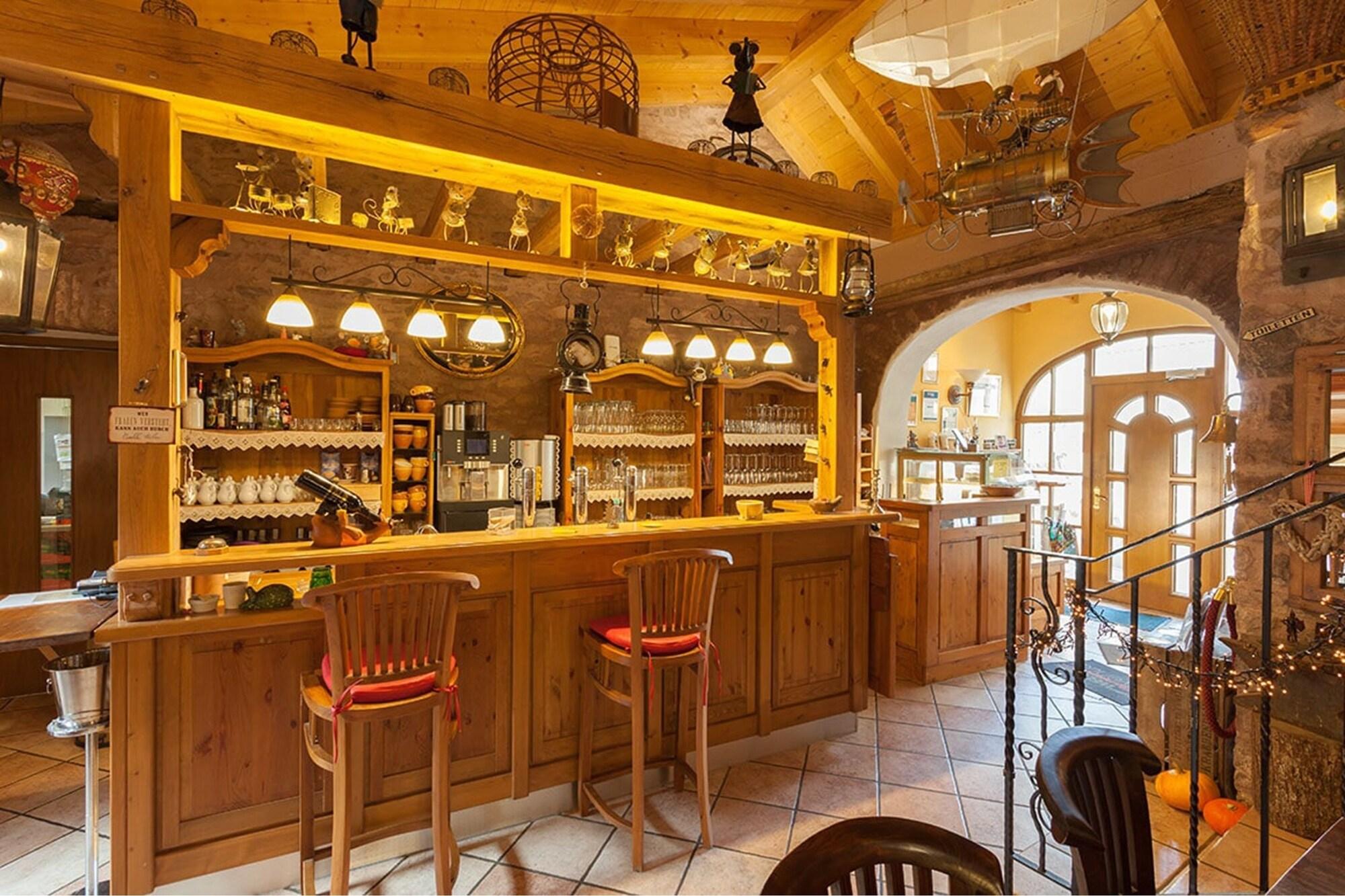 Bar/Salón Am Eifelsteig Spa & Wellness Hotel