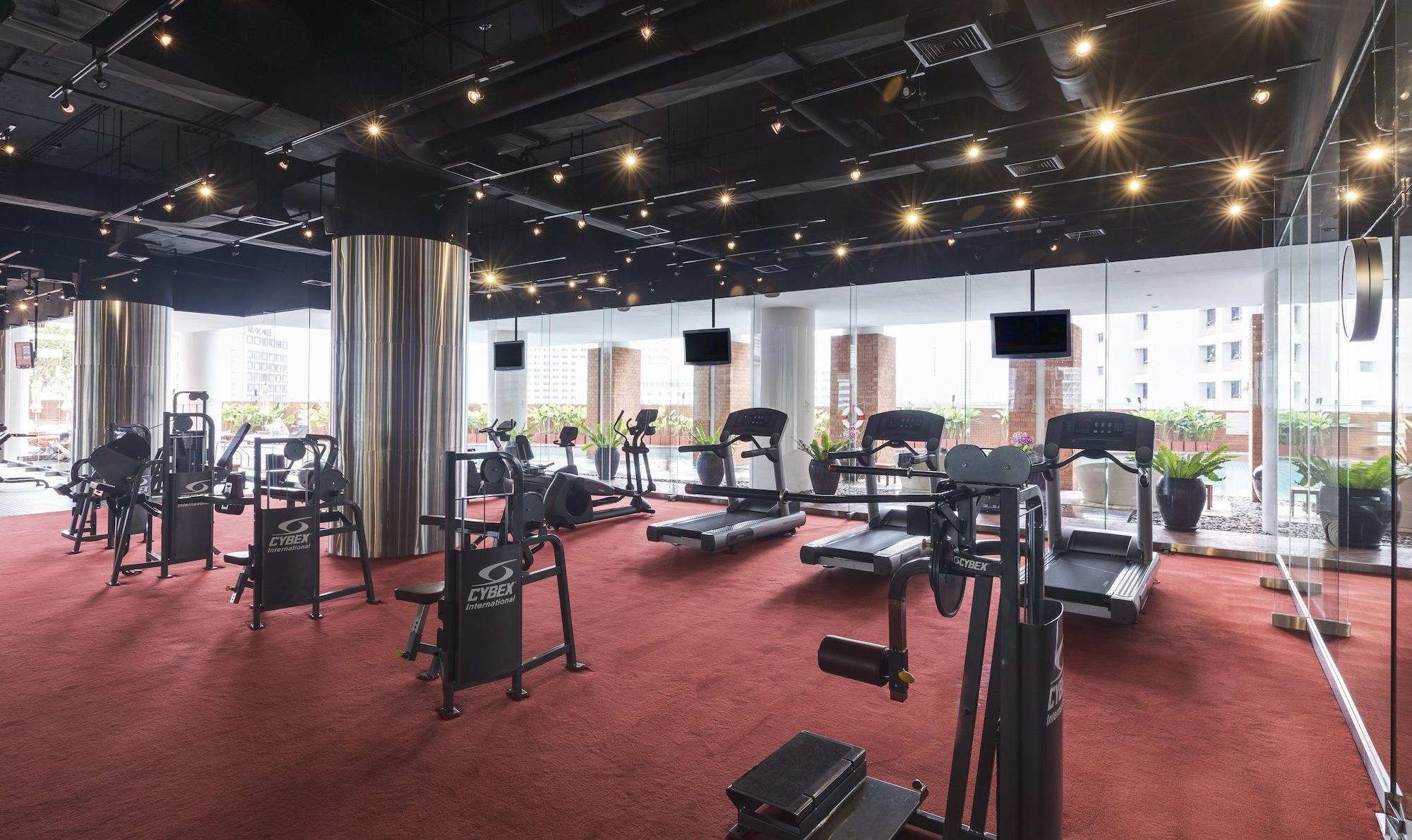 Gimnasio lebua at State Tower