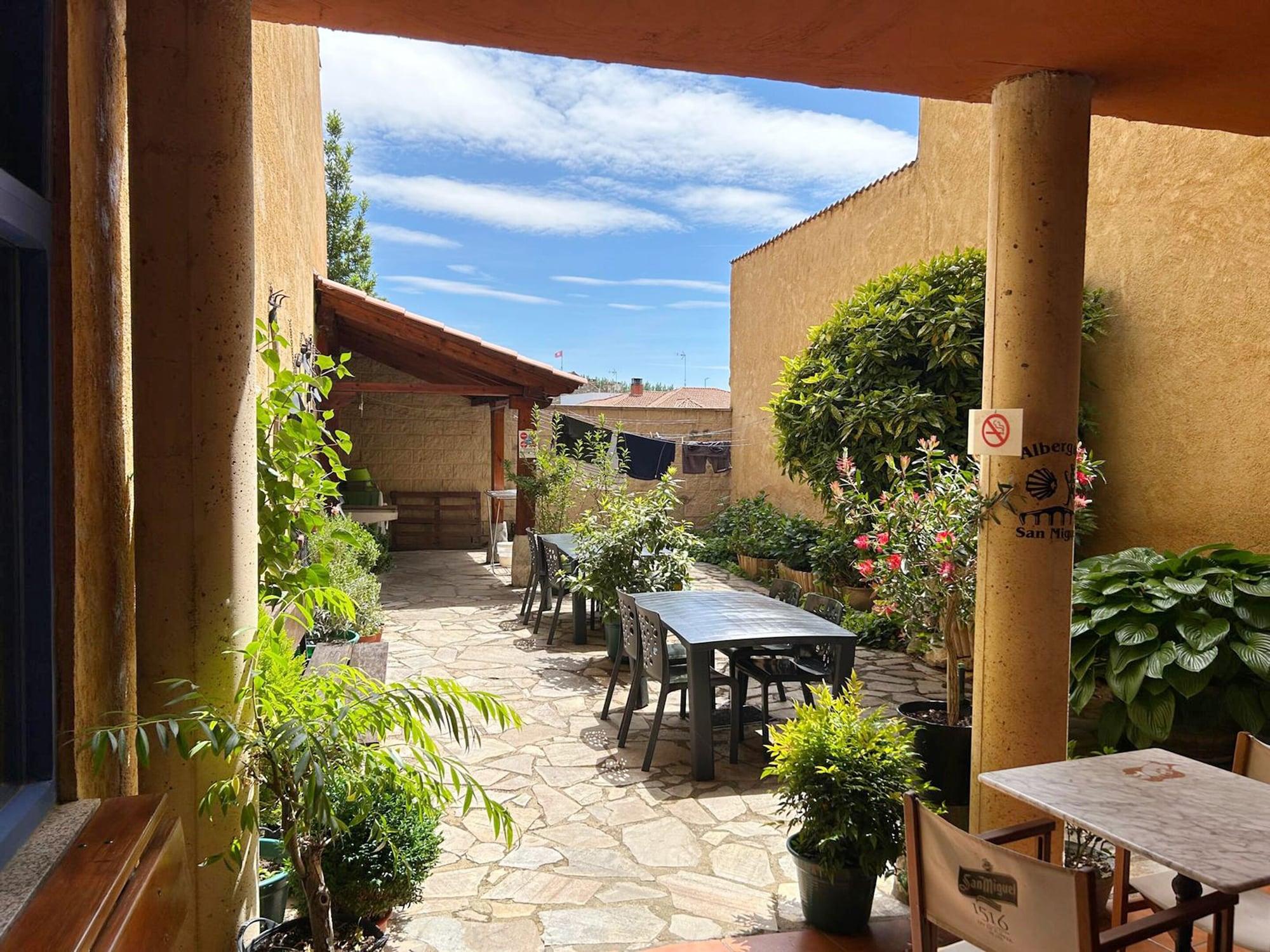 Equipamiento de Habitación DORMERO Albergue San Miguel