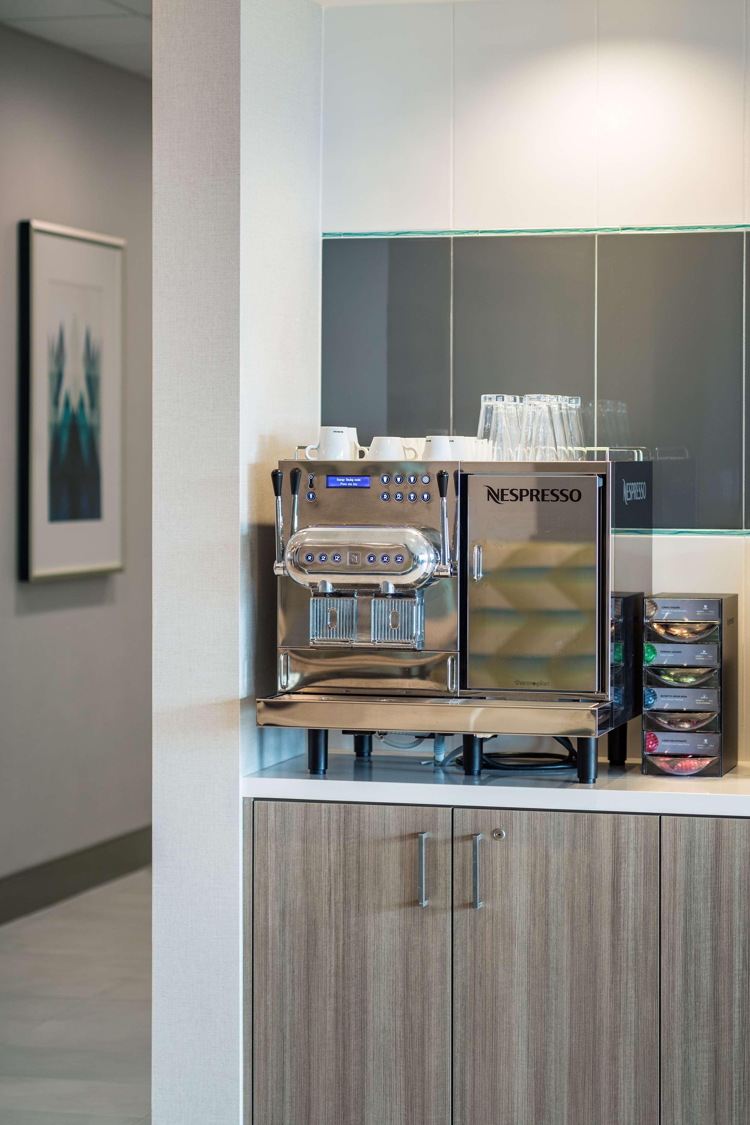 Restaurant Best Western Premier Hotel at Fisher's Landing