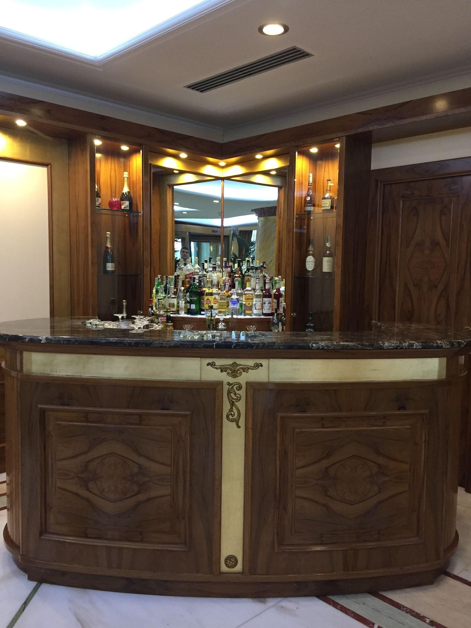 Bar/Salón Marconi Hotel