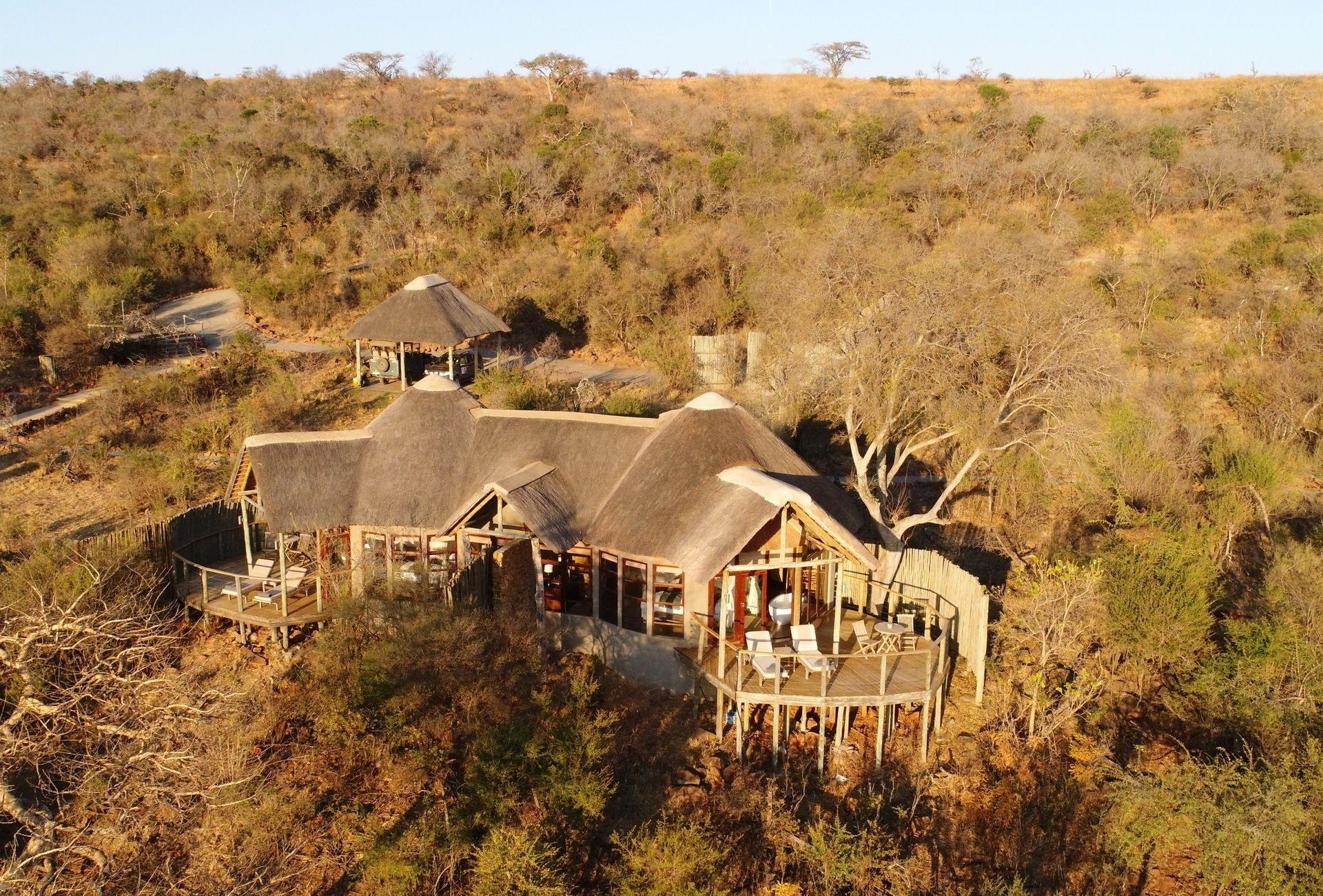 Vista Exterior Nambiti Plains Private Game Lodge