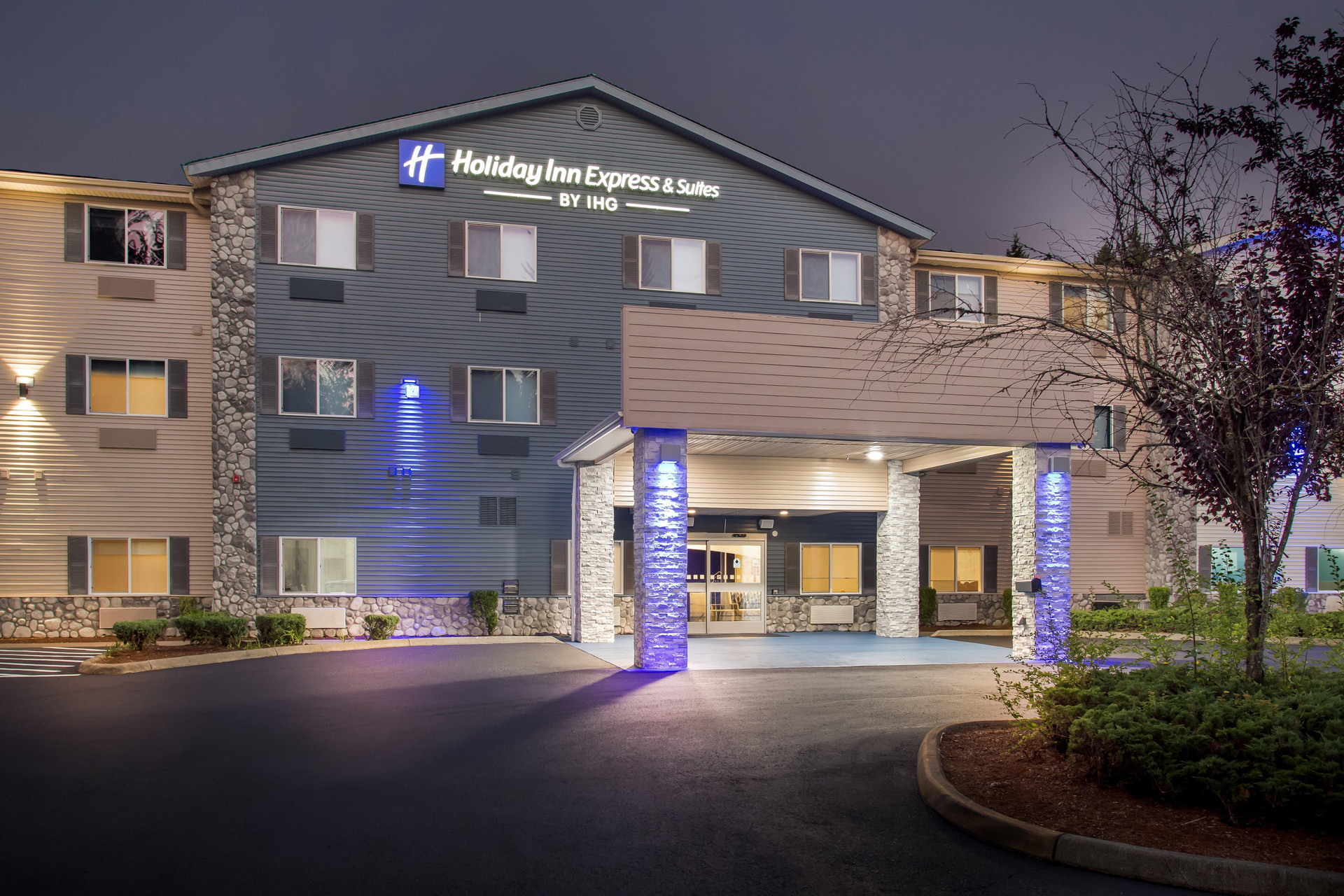 Vista Exterior Holiday Inn Express & Suites Tumwater Olympia