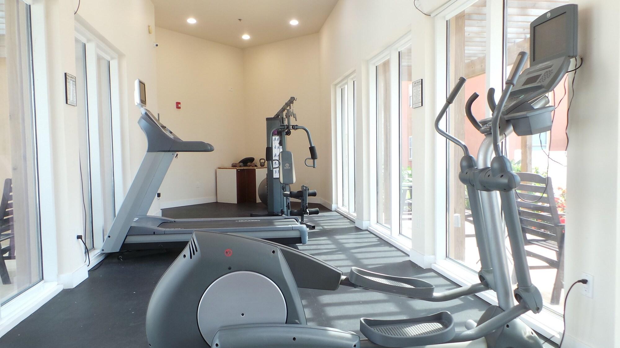 Gimnasio La Isla Condominiums by Cheap Getaway