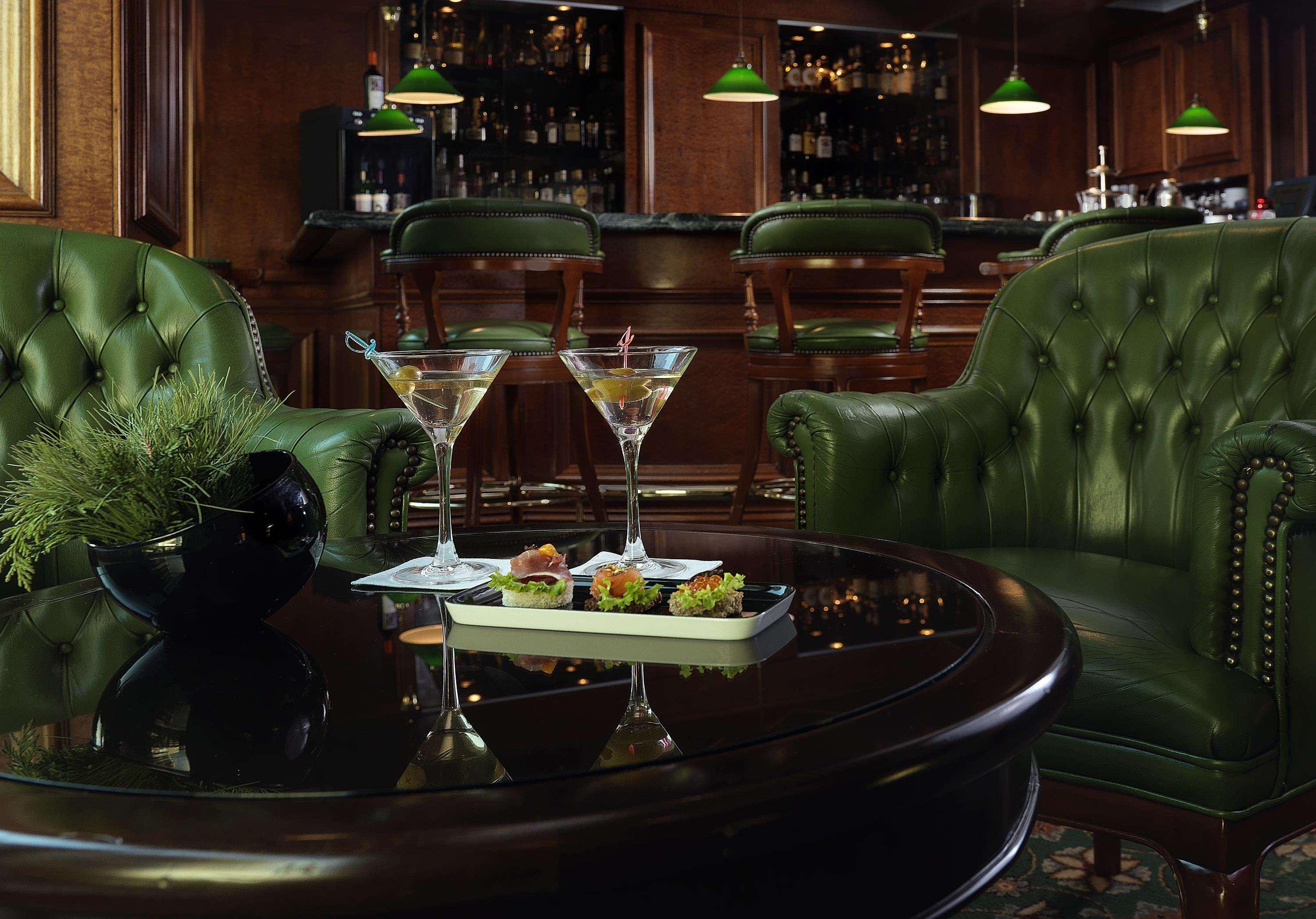 Bar/Salón NJV Athens Plaza Hotel
