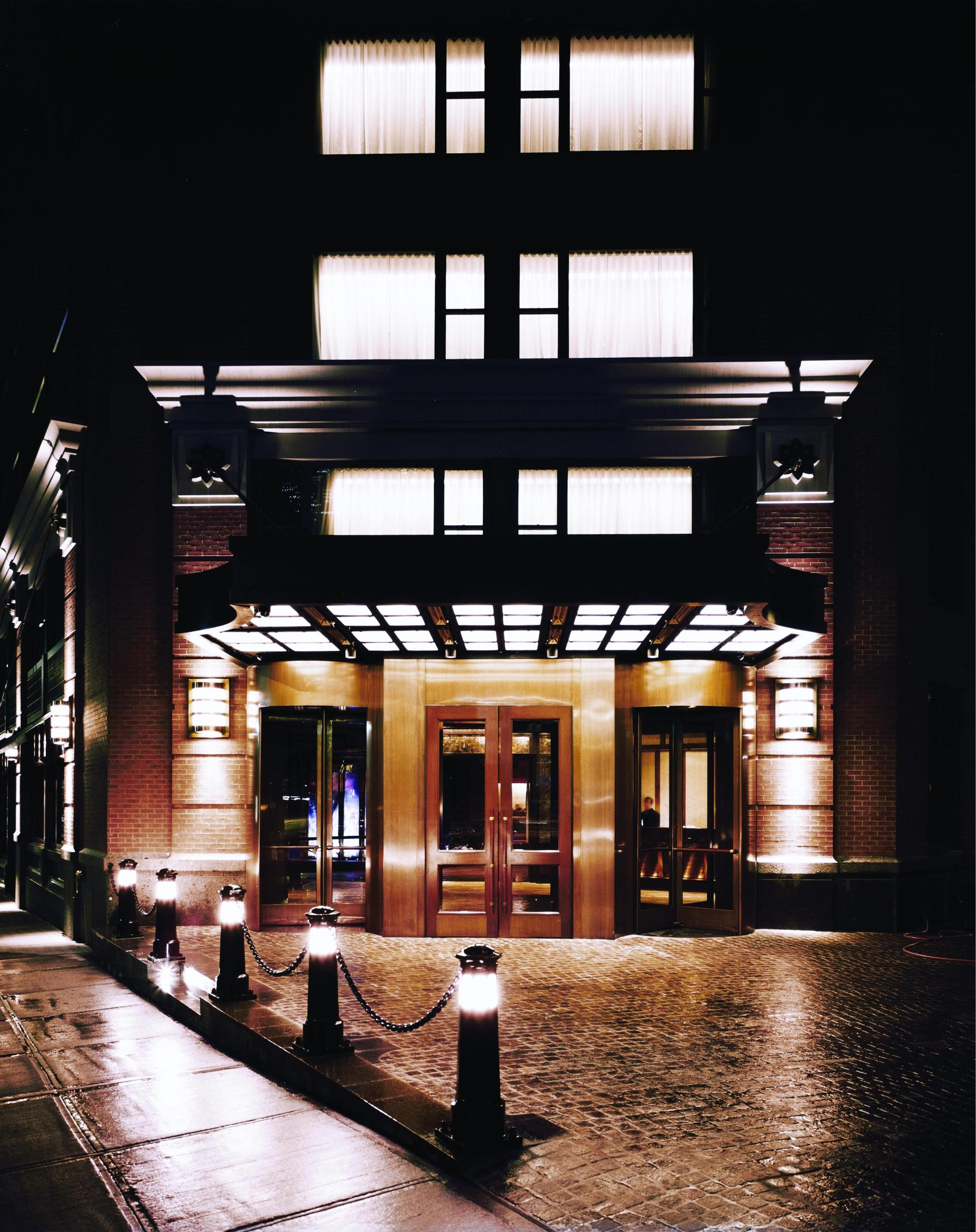 Vista Lobby Roxy Hotel New York