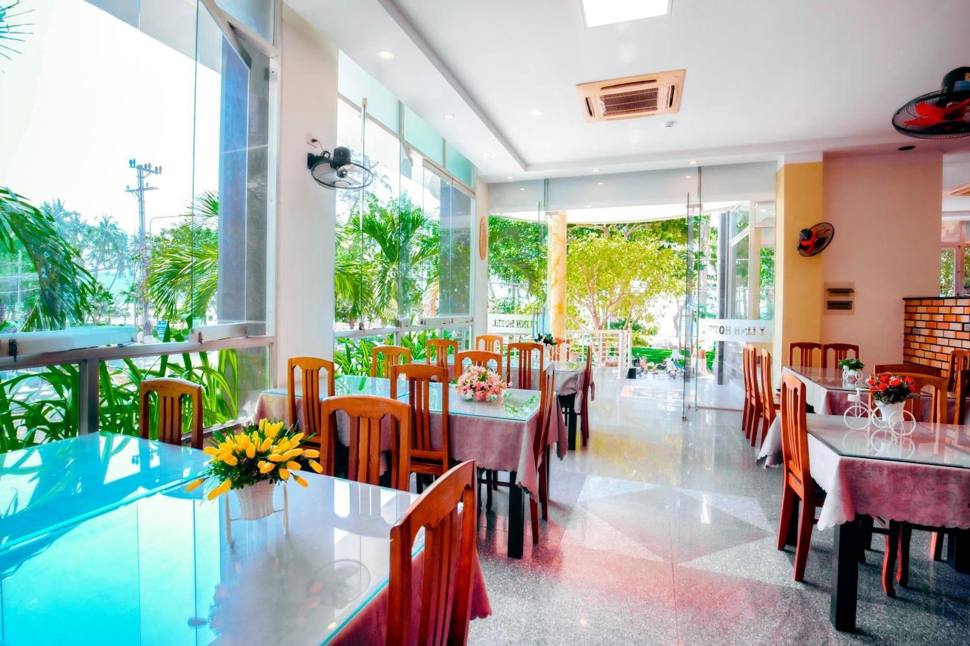 Restaurant Y Linh Hotel